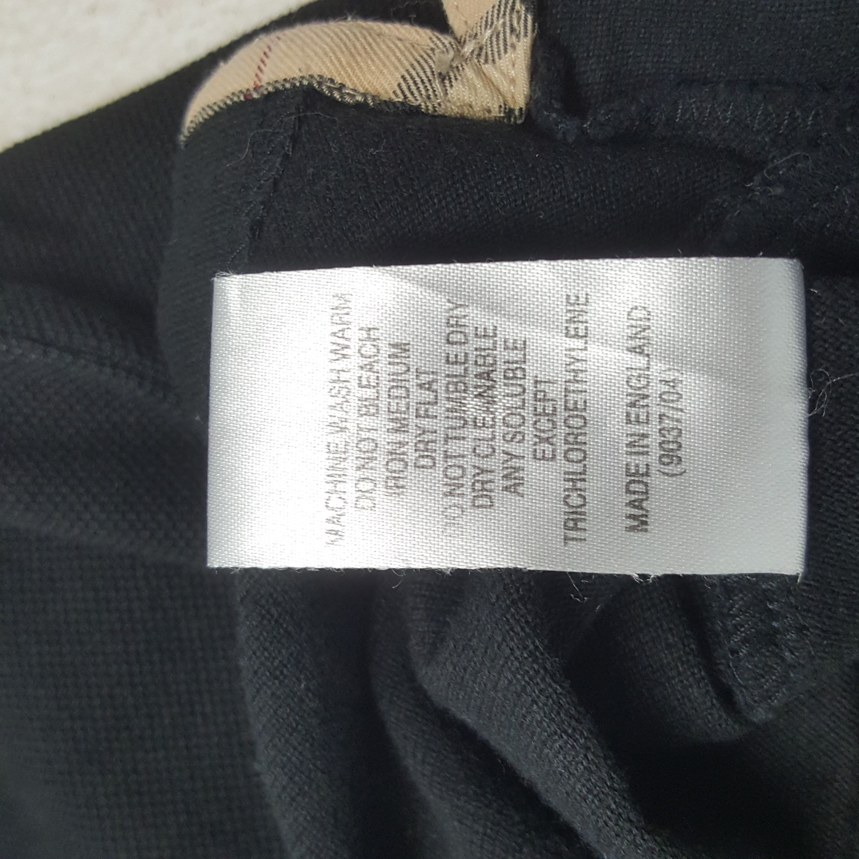 Burberry × Vintage Vintage Burberry London Nova Check Polos C285N17 Size US M / EU 48-50 / 2 - 9 Thumbnail