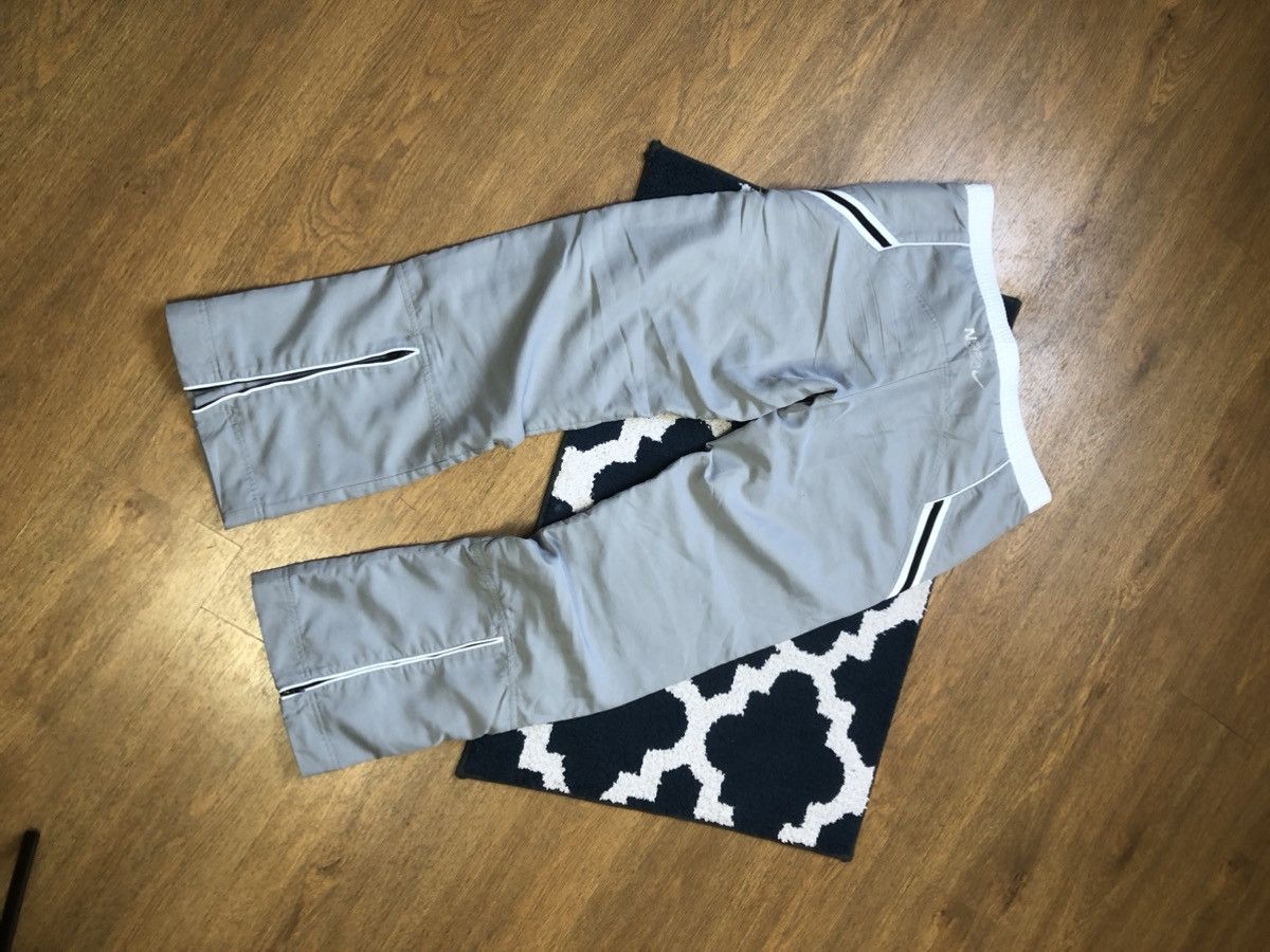Nike Vintage Nike Nylon track pants Y2K woman Size 32" / US 10 / IT 46 - 2 Thumbnail