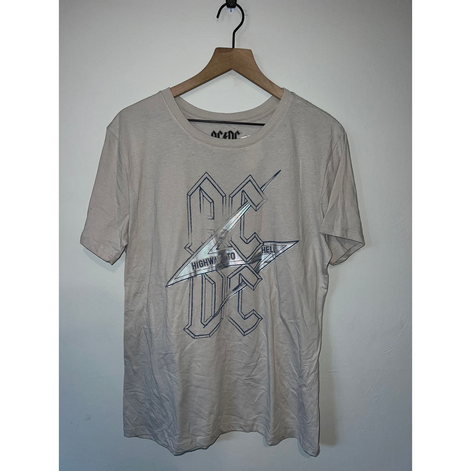 rue21 Womens ACDC Top Shirt Tee Graphic Band Music Highway To Hell Size XL / US 12-14 / IT 48-50 - 1 Thumbnail