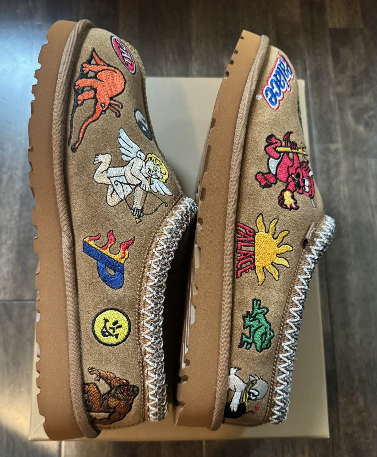 Palace × Ugg Palace x Ugg Tasman Slipper size 9 Size US 9 / EU 42 - 2 Thumbnail
