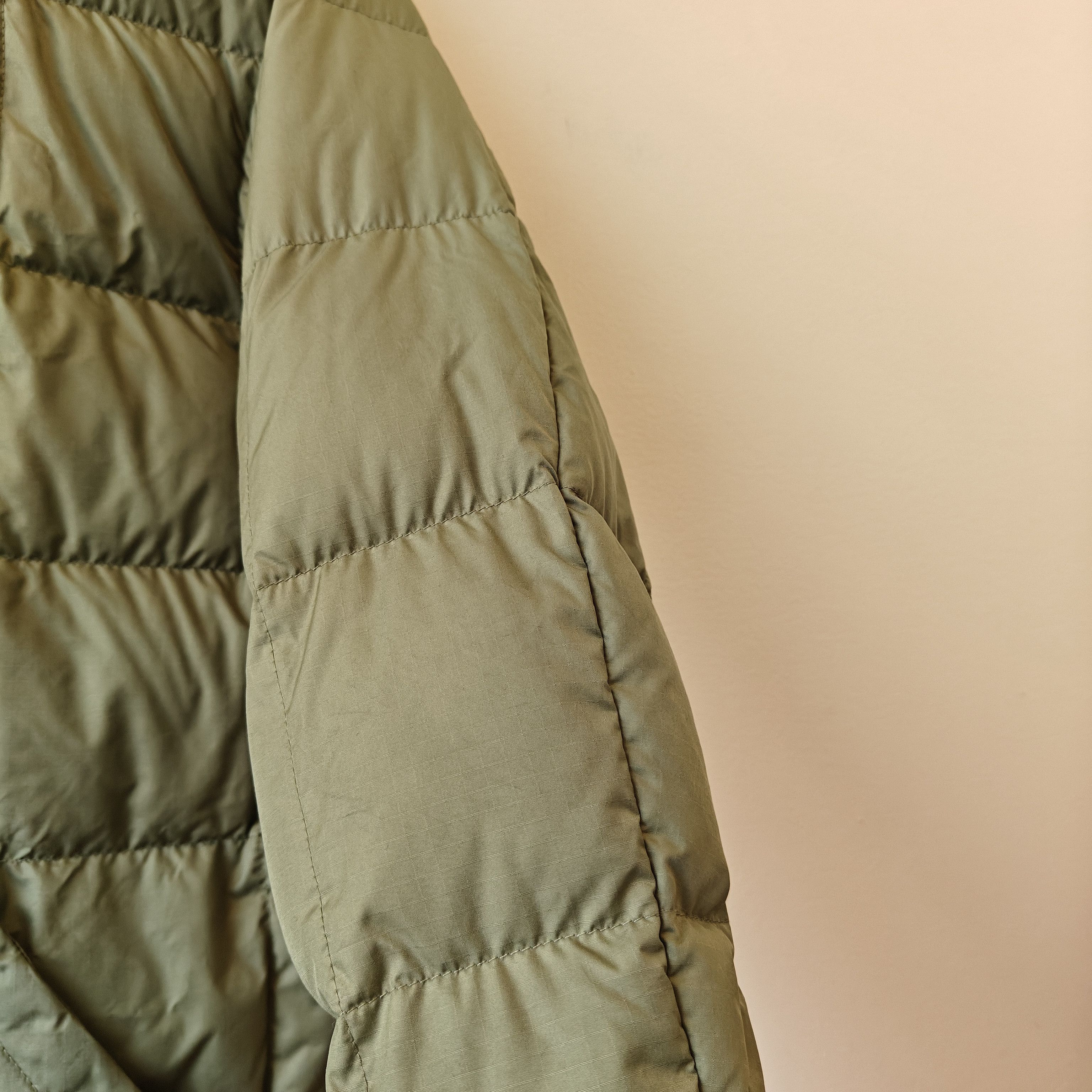 Eddie Bauer × JJJJound olive down jacket expedition Size US S / EU 44-46 / 1 - 8 Thumbnail