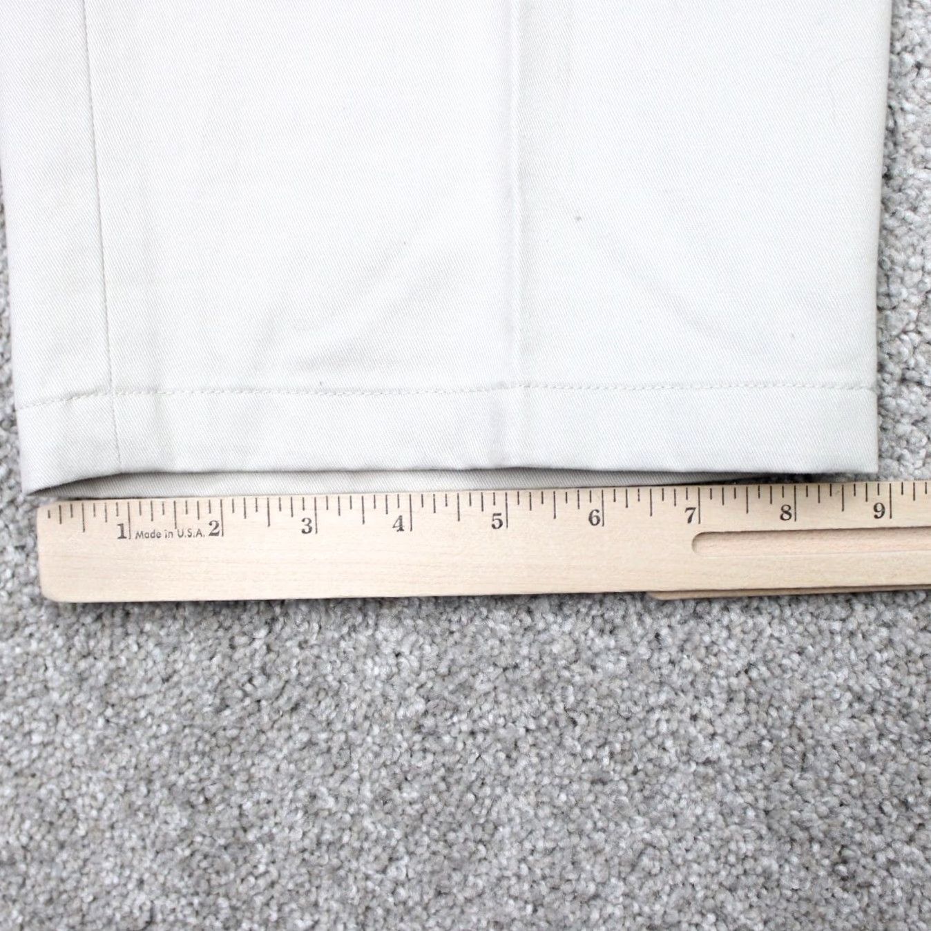 Dockers Dockers Pants Mens 36x30 Beige D3 Classic Fit Chino Flat Front 100% Cotton Size US 36 / EU 52 - 4 Thumbnail