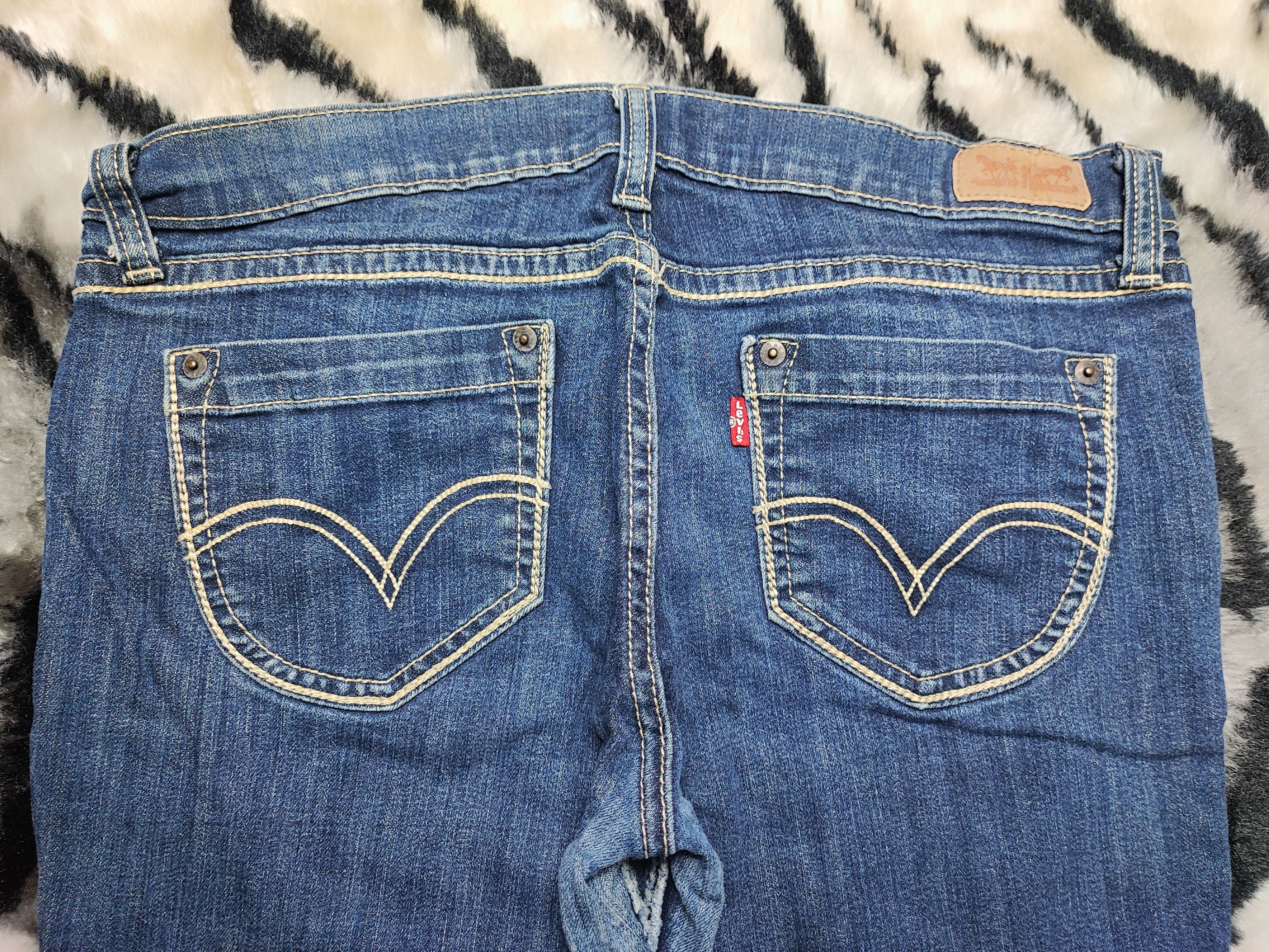 Levi's Vintage Y2K Levis 524 Too Superlow Rise Flared Denim Jeans Size 33" - 9 Thumbnail