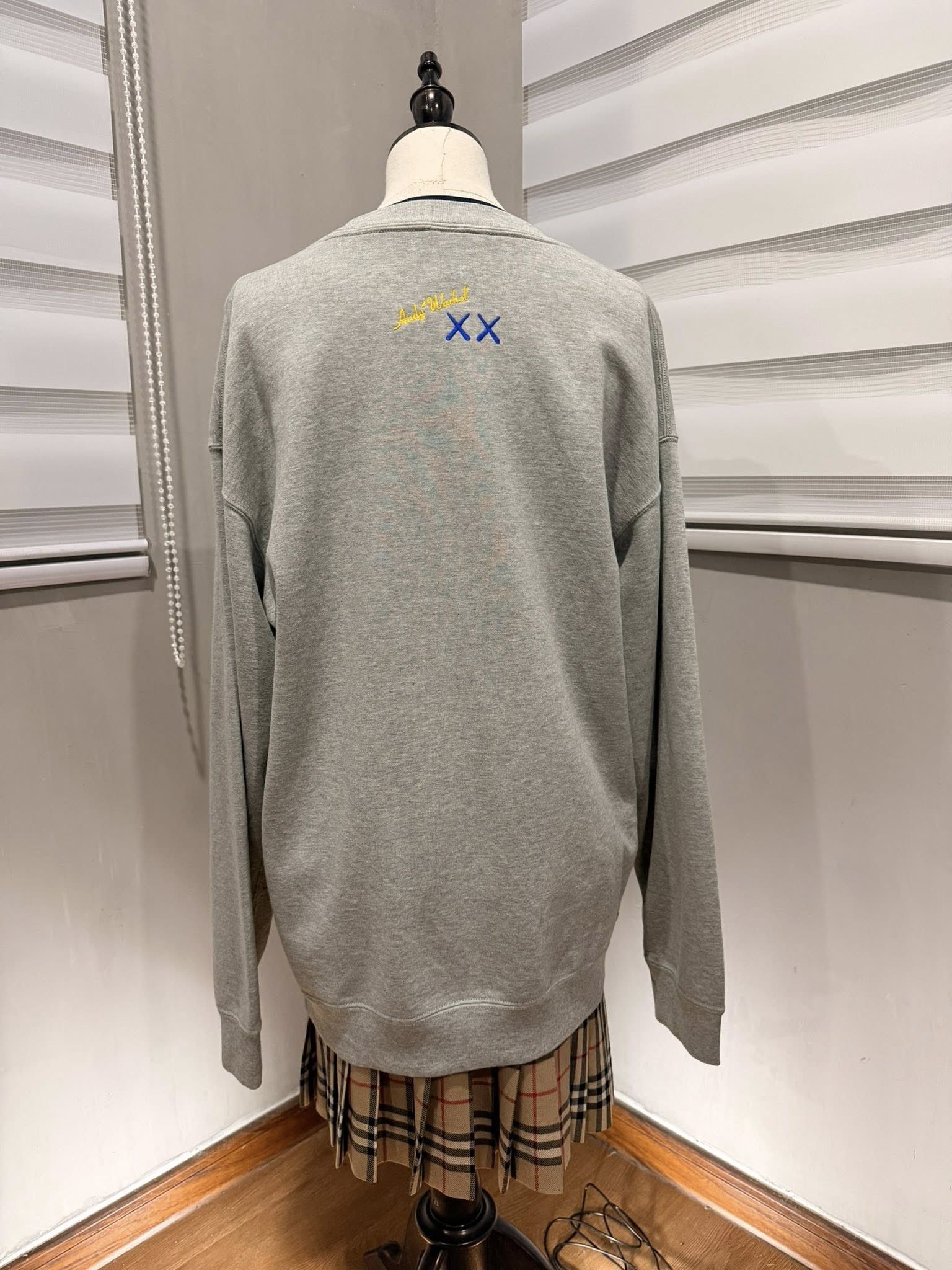 Kaws KAWS + WARHOL X UNIQLO L 3153 Size US L / EU 52-54 / 3 - 4 Thumbnail