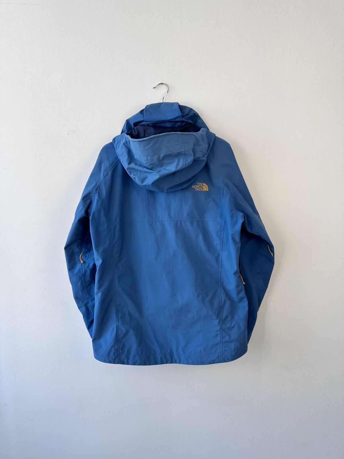 The North Face The North Face Gore-Tex Jacket Men's Size L GoreTex TNF Size US L / EU 52-54 / 3 - 17 Thumbnail