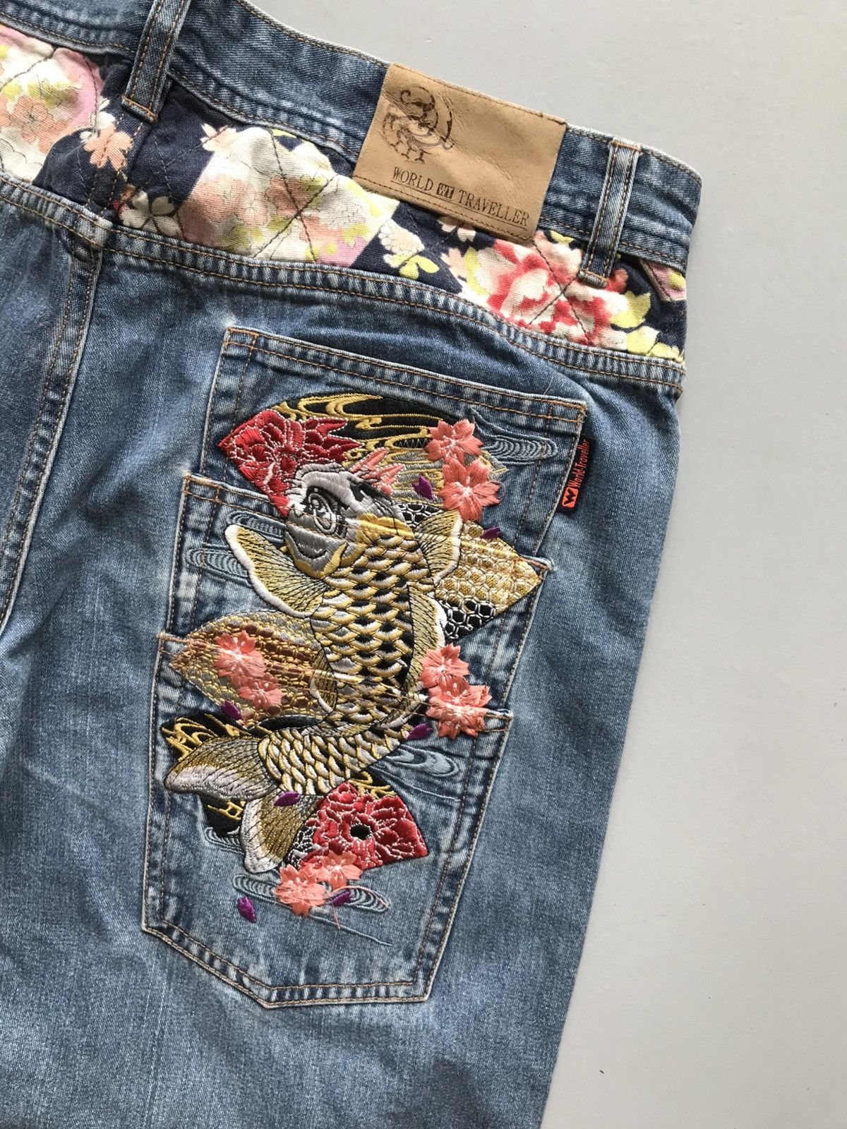 Japanese Brand Vintage world traveller koi fish embroidered denim Size US 38 / EU 54 - 3 Thumbnail