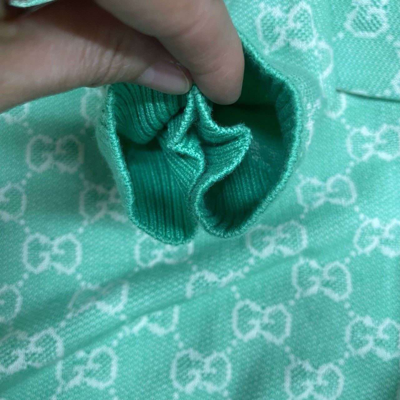 Gucci Gucci Green full-print knitted sweater 2501-Nextarrow Size US S / EU 44-46 / 1 - 4 Thumbnail