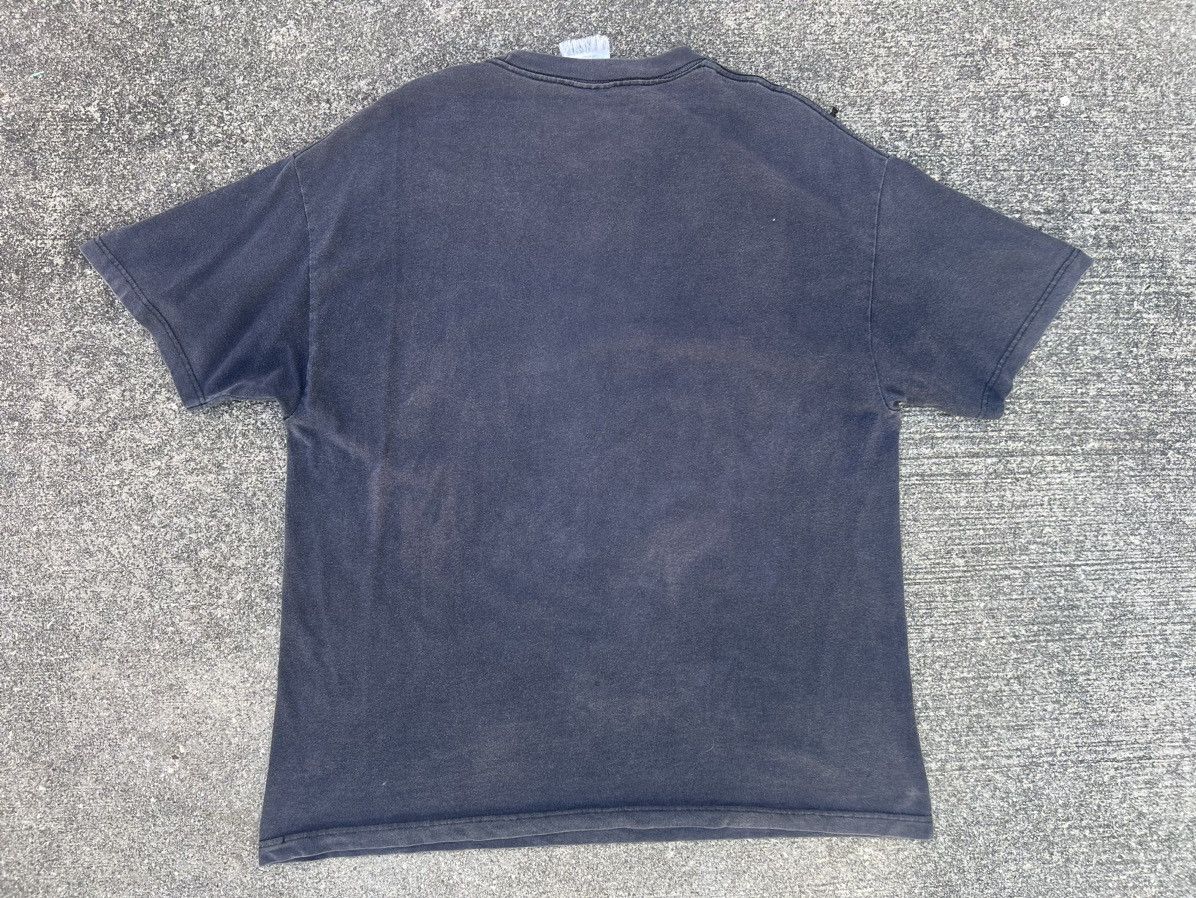 Band Tees Vintage 2002 KORN Untouchables Sun Faded Black Band t shirt Size US XL / EU 56 / 4 - 2 Thumbnail