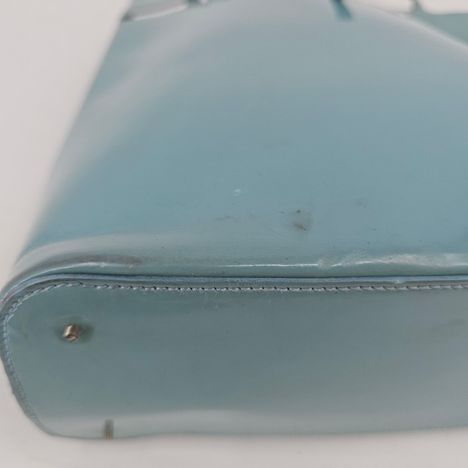 Kate Spade Vtg Kate Spade Robinegg Blue Patent Leather Bucket Tote Bag Size ONE SIZE - 15 Thumbnail