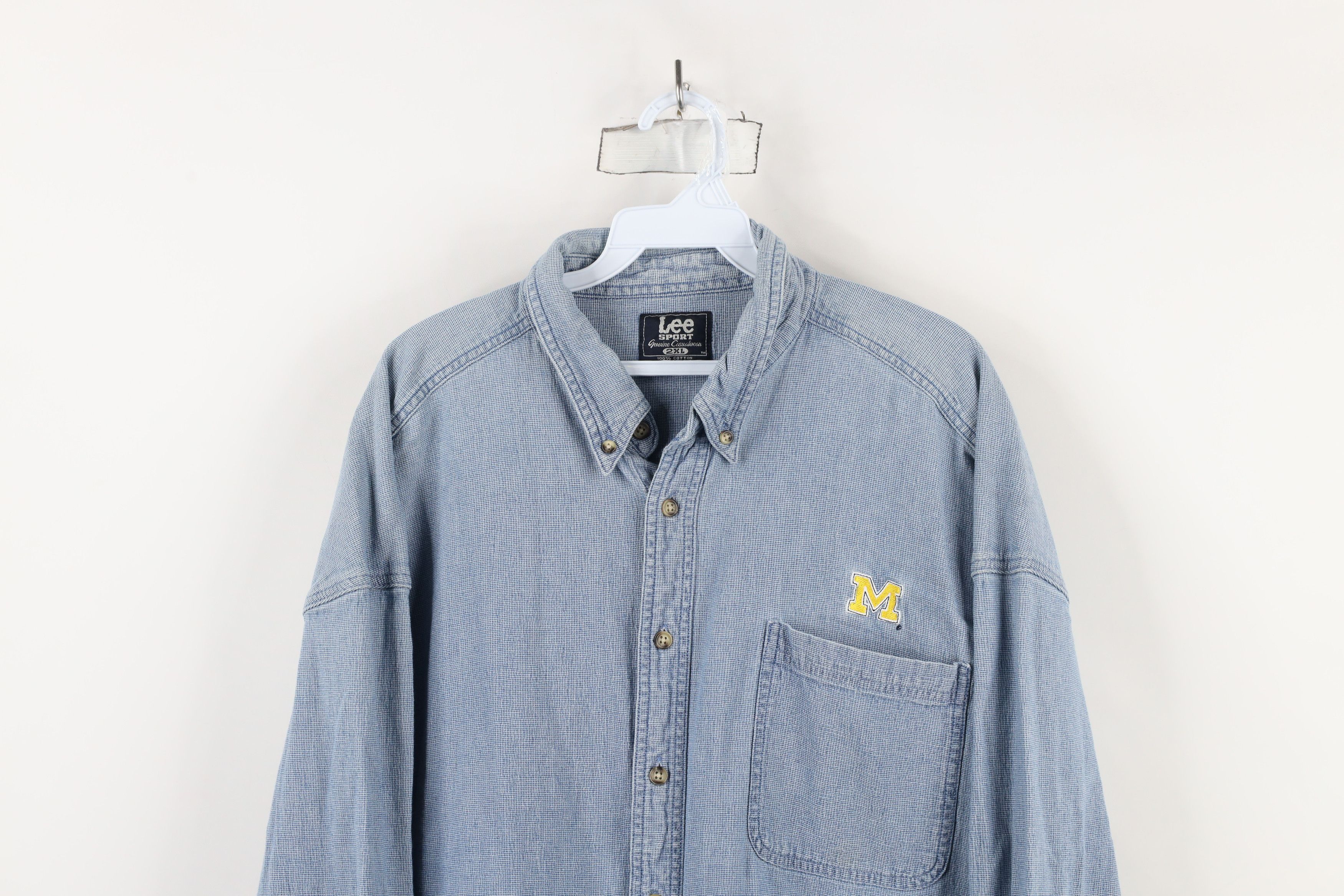 Vintage Vintage 90s M University of Michigan Button Down Shirt Blue Size US XXL / EU 58 / 5 - 2 Thumbnail