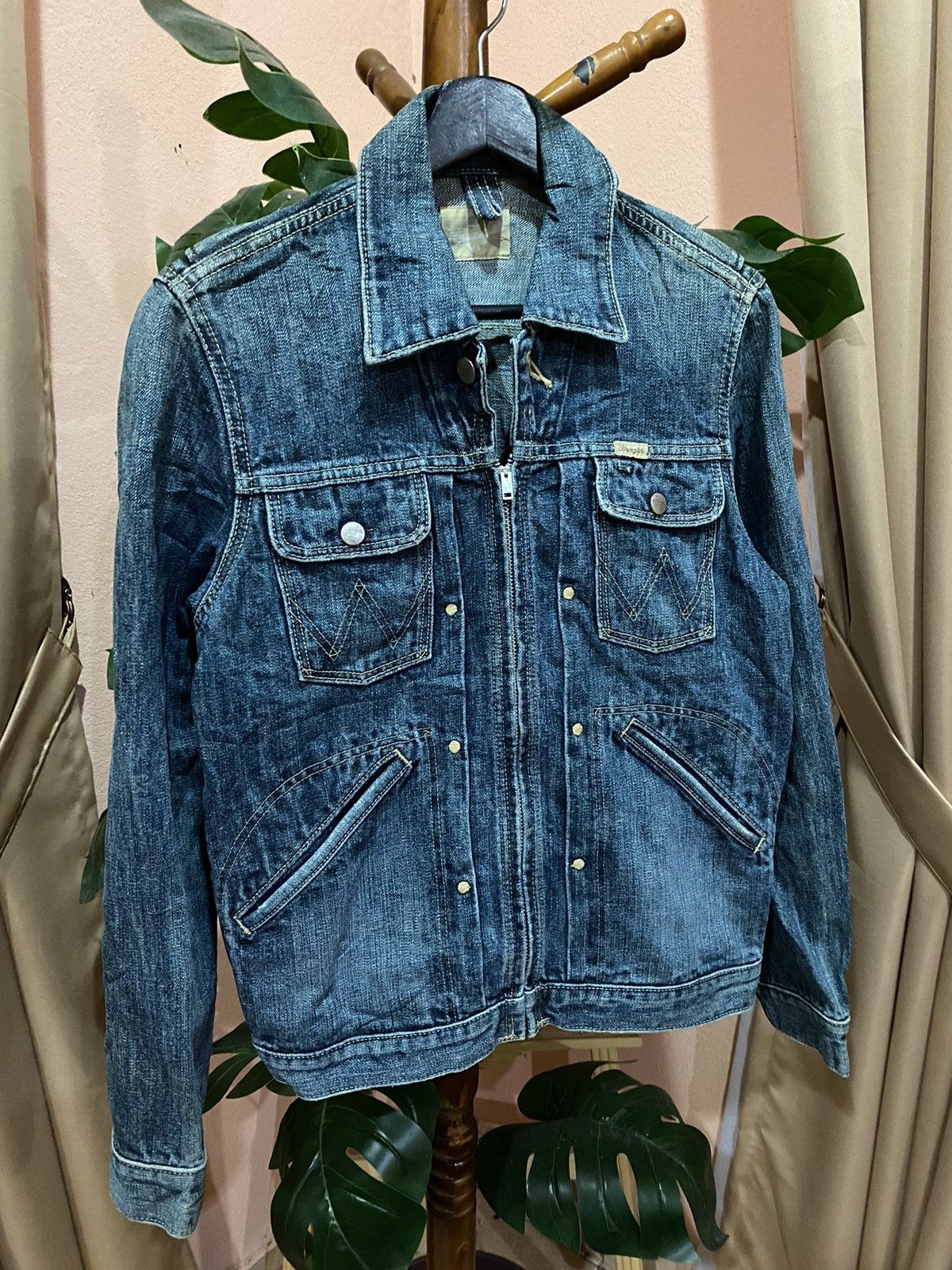 Wrangler Vintage Wrangler Denim Jacket | Authentic Durable Style Size US S / EU 44-46 / 1 - 3 Thumbnail