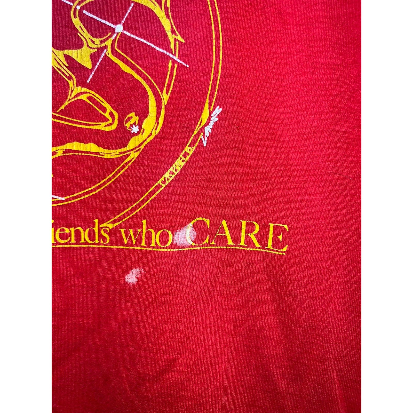 Vintage Vintage Family Of Friends Shirt Store 51 KS Kansas Tee 90s L Size US L / EU 52-54 / 3 - 5 Thumbnail