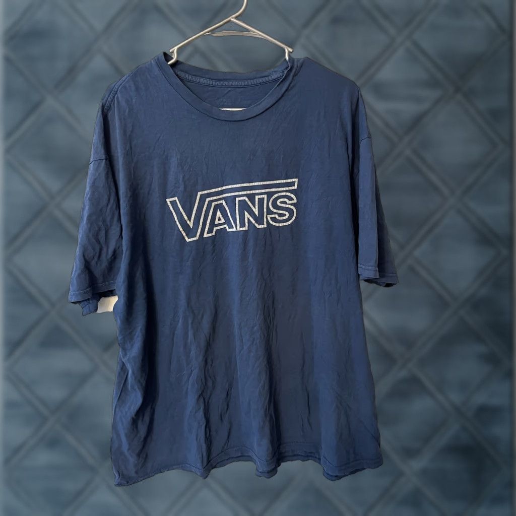 Vans Vans T Shirt Mens XL Reg Fit Blue Embroidered Flower Off The Wall Size US XL / EU 56 / 4 - 1 Thumbnail