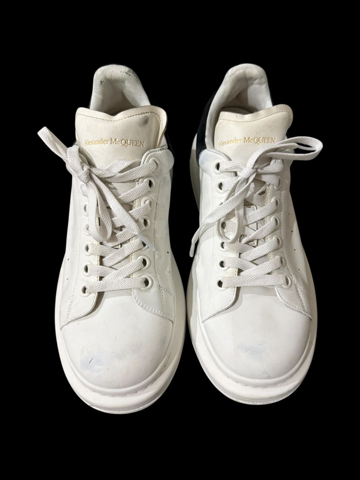 Alexander McQueen Alexander McQueen saiz 8UK White/Black Oversized Sneakers Size US 8 / EU 41 - 1 Thumbnail