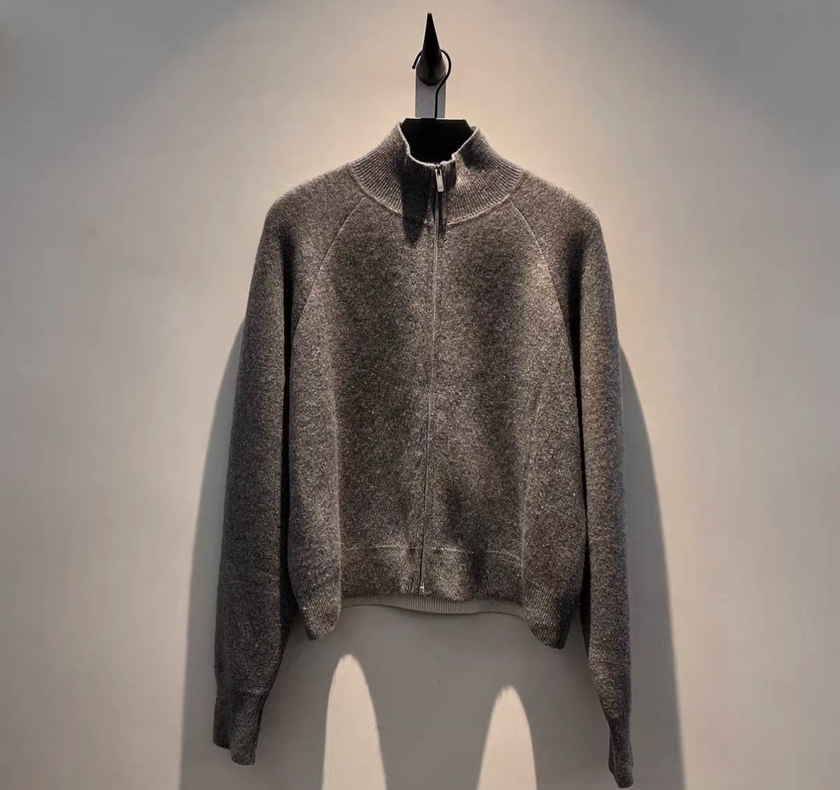 Dior Dior Classic Gray Number 8 Sweater Size US S / EU 44-46 / 1 - 2 Thumbnail