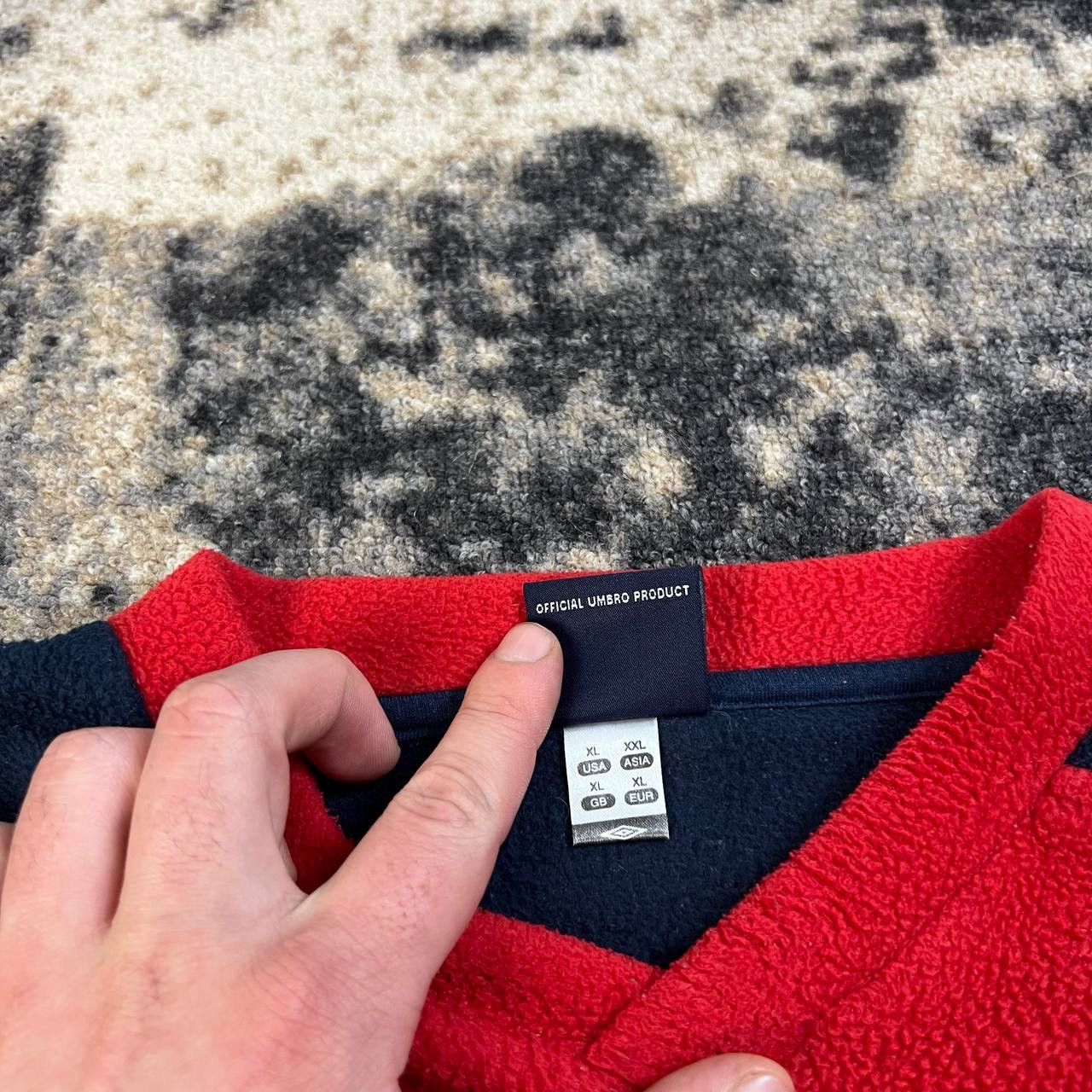 Umbro Umbro Vintage Y2K Big Embroidered Logo Fleece Sweatshirt Size US XL / EU 56 / 4 - 6 Thumbnail