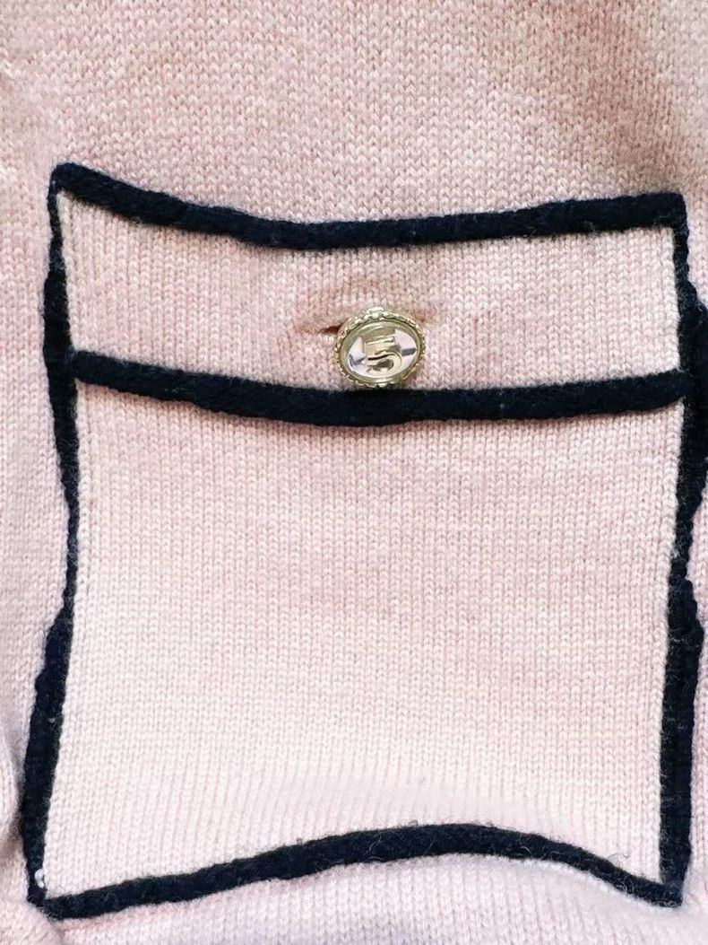 Chanel Chanel 21S pink long-sleeved long cartoon cardigan coat Size XS / US 0-2 / IT 36-38 - 4 Thumbnail