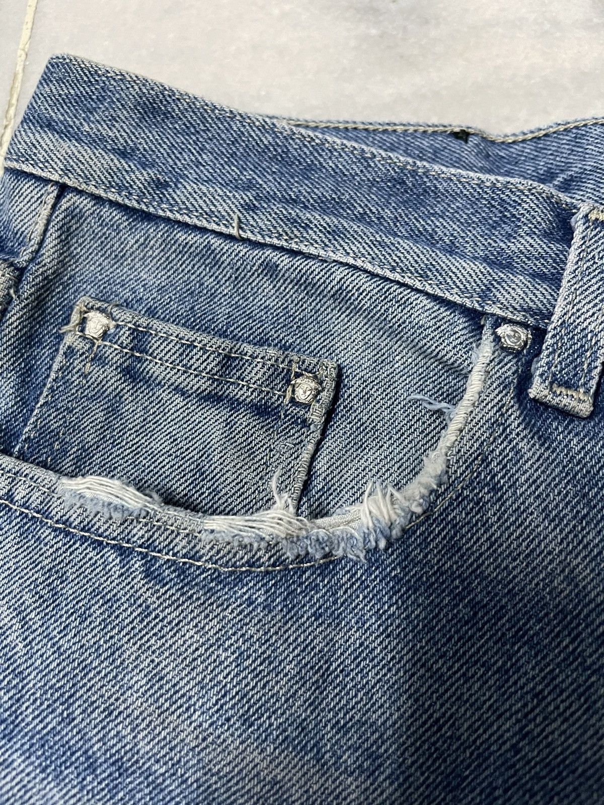 Versace × Versace Jeans Couture × Vintage Vintage Versace Jeans Couture Denim Jeans Blue Size US 34 / EU 50 - 6 Thumbnail