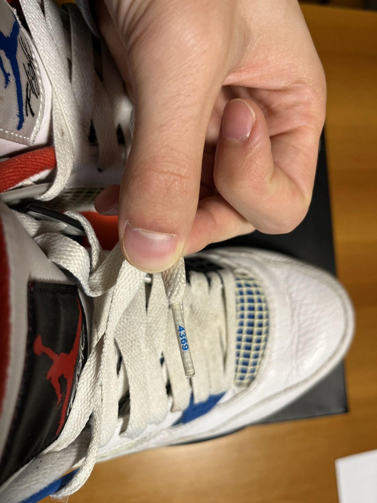 Jordan Brand Air Jordan IV Retro SE “what the” EU 43/US 9.5 Size US 9.5 / EU 42-43 - 13 Thumbnail