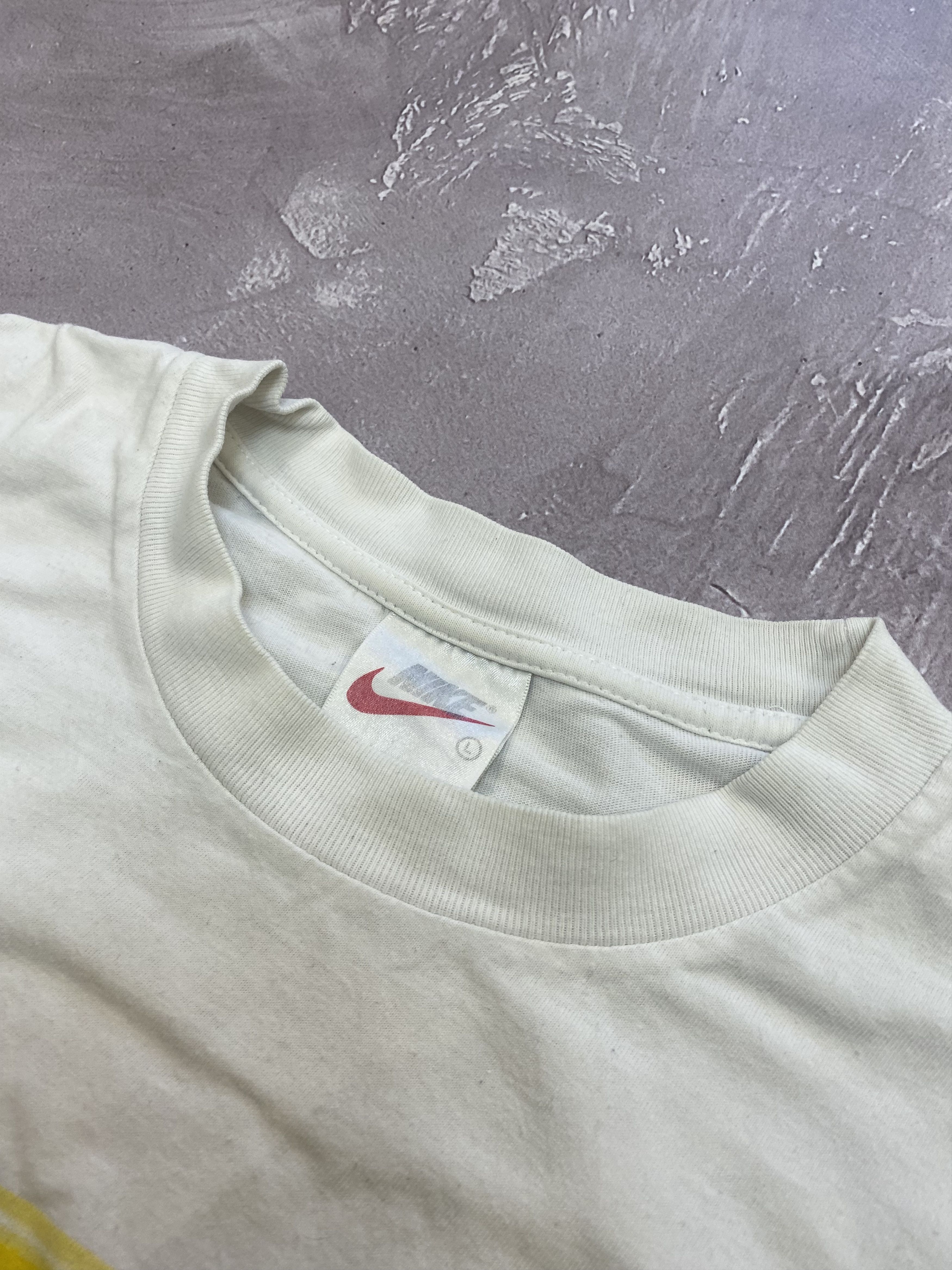 Nike × Vintage Vintage Nike Big Swoosh Tee Size US L / EU 52-54 / 3 - 4 Thumbnail