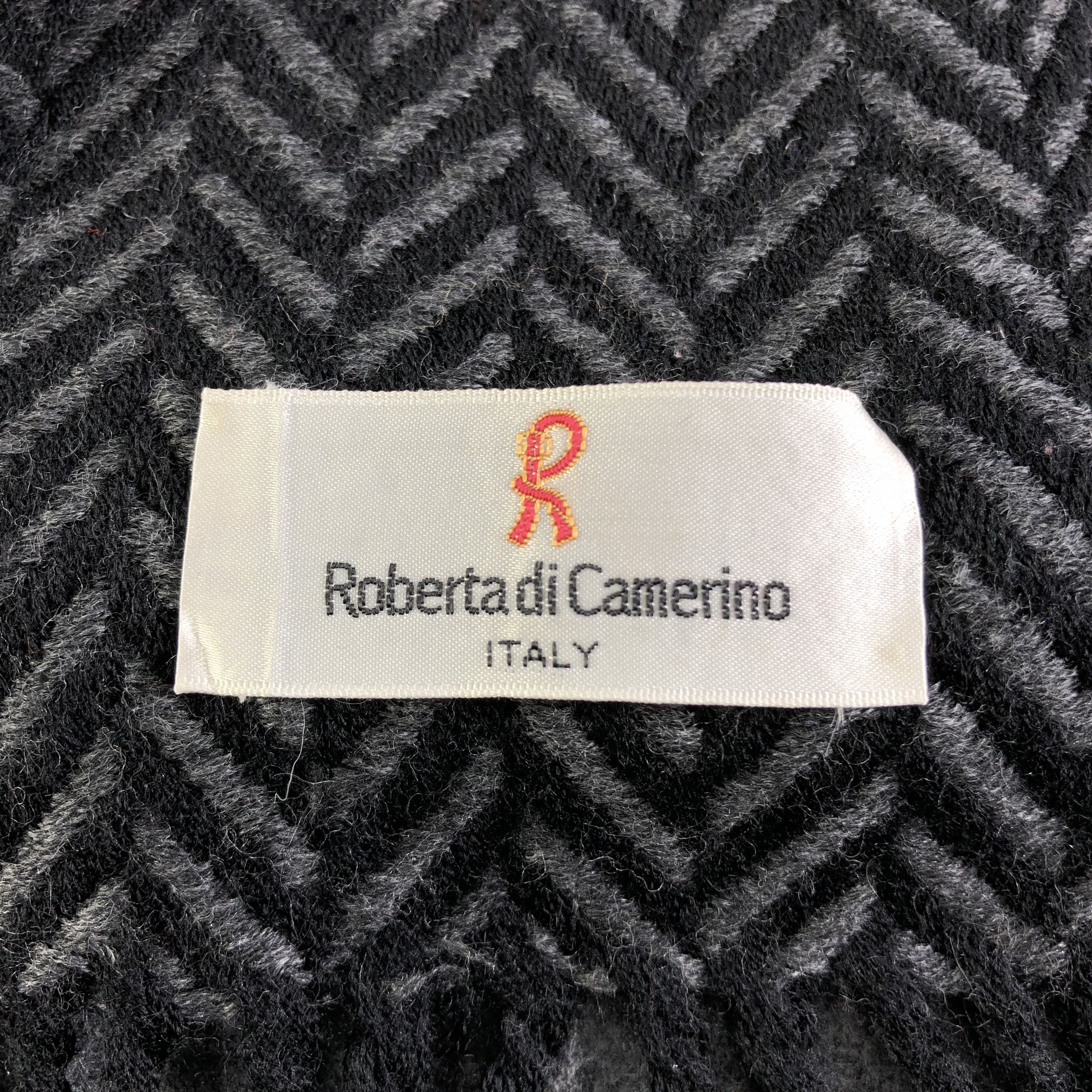 Roberta di Camerino Roberta Di Camerino Scarf / Muffler / Neckwear P420 Size ONE SIZE - 5 Thumbnail