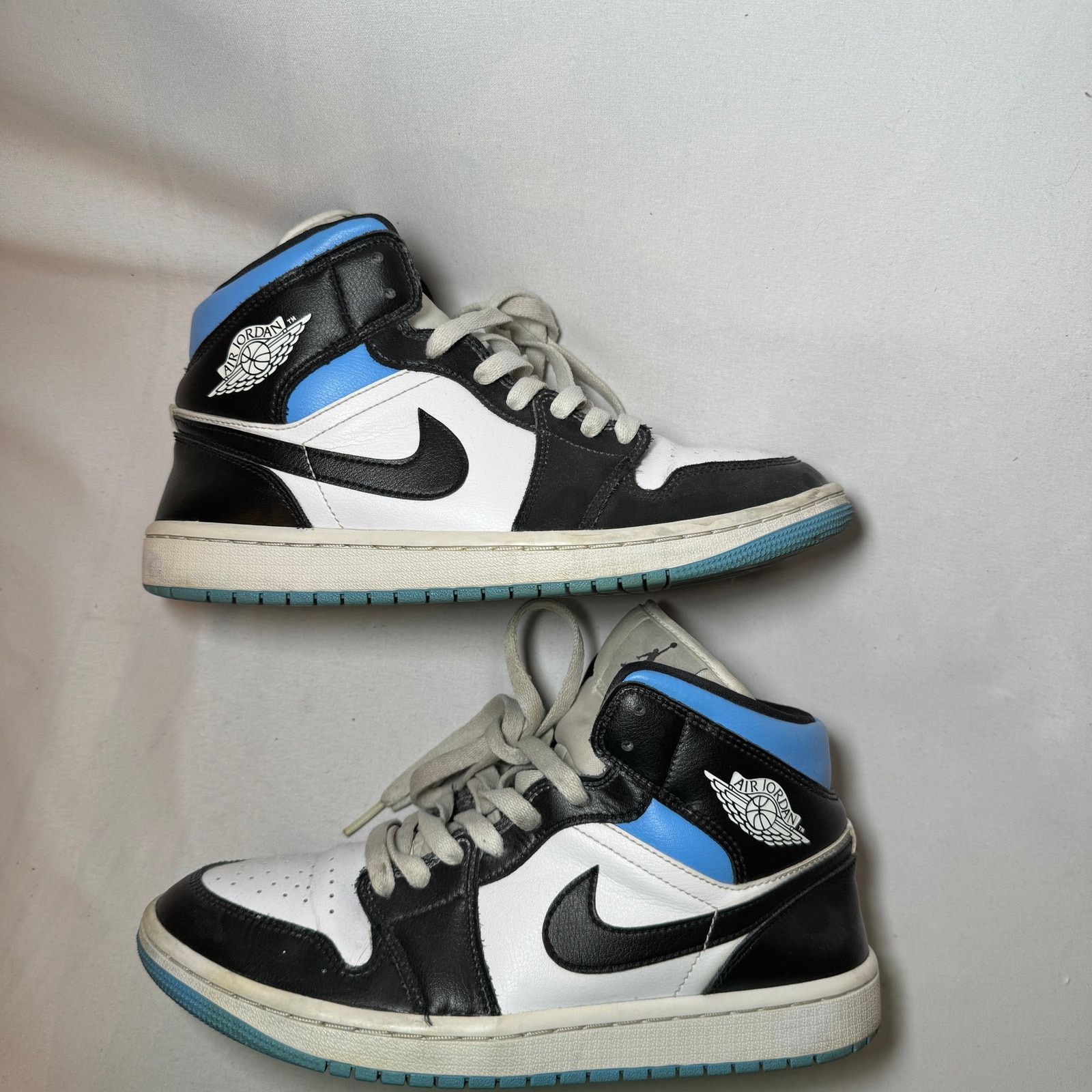 Jordan Brand × Nike Size 9 - Nike Air Jordan 1 Mid University Blue Women's Shoes Size US 9 / IT 39 - 3 Thumbnail