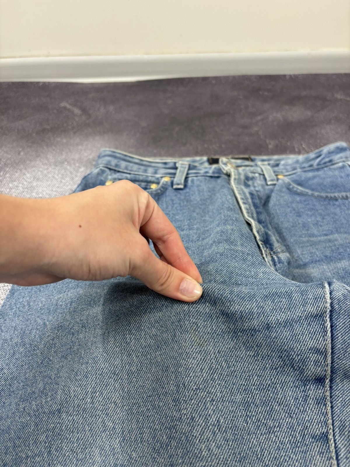 Trussardi Vintage Trussardi Women’s Straight Fit Italian Denim Jeans Size 31" - 9 Thumbnail