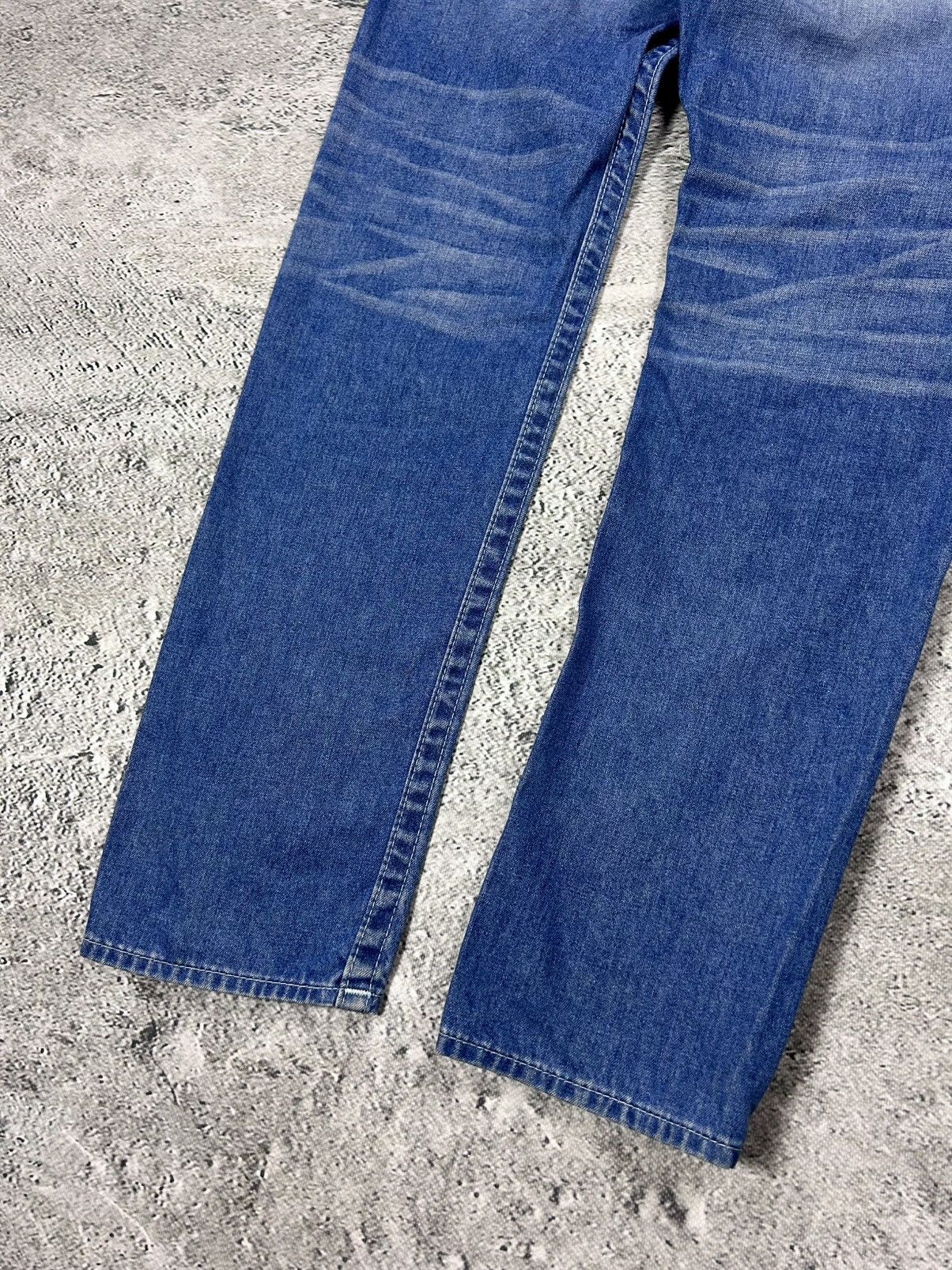 True Religion True Religion baby blue jeans white stitching Slim Y2K Size US 33 - 4 Thumbnail
