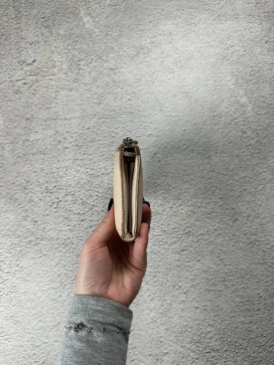 Salvatore Ferragamo Vintage Salvatore Ferragamo Leather Beige Wallet Old Money Size ONE SIZE - 6 Thumbnail