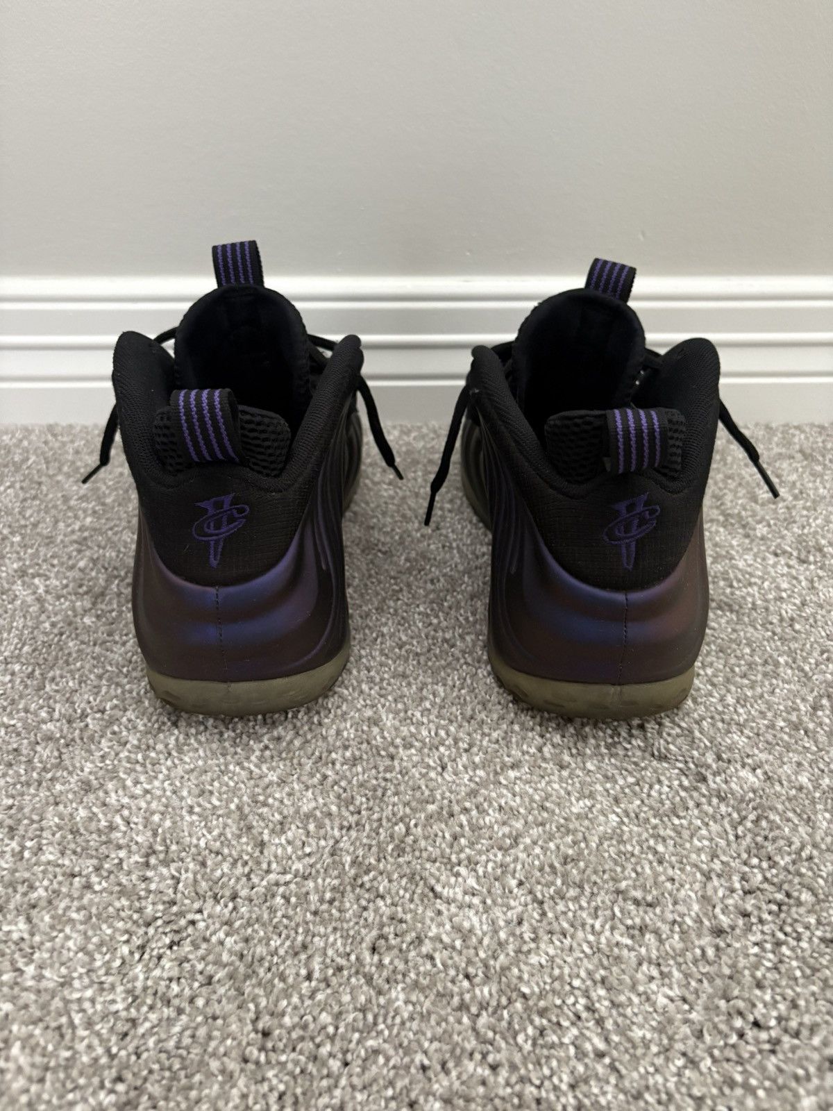 Nike Eggplant Nike Foamposite Size US 10.5 / EU 43-44 - 3 Thumbnail