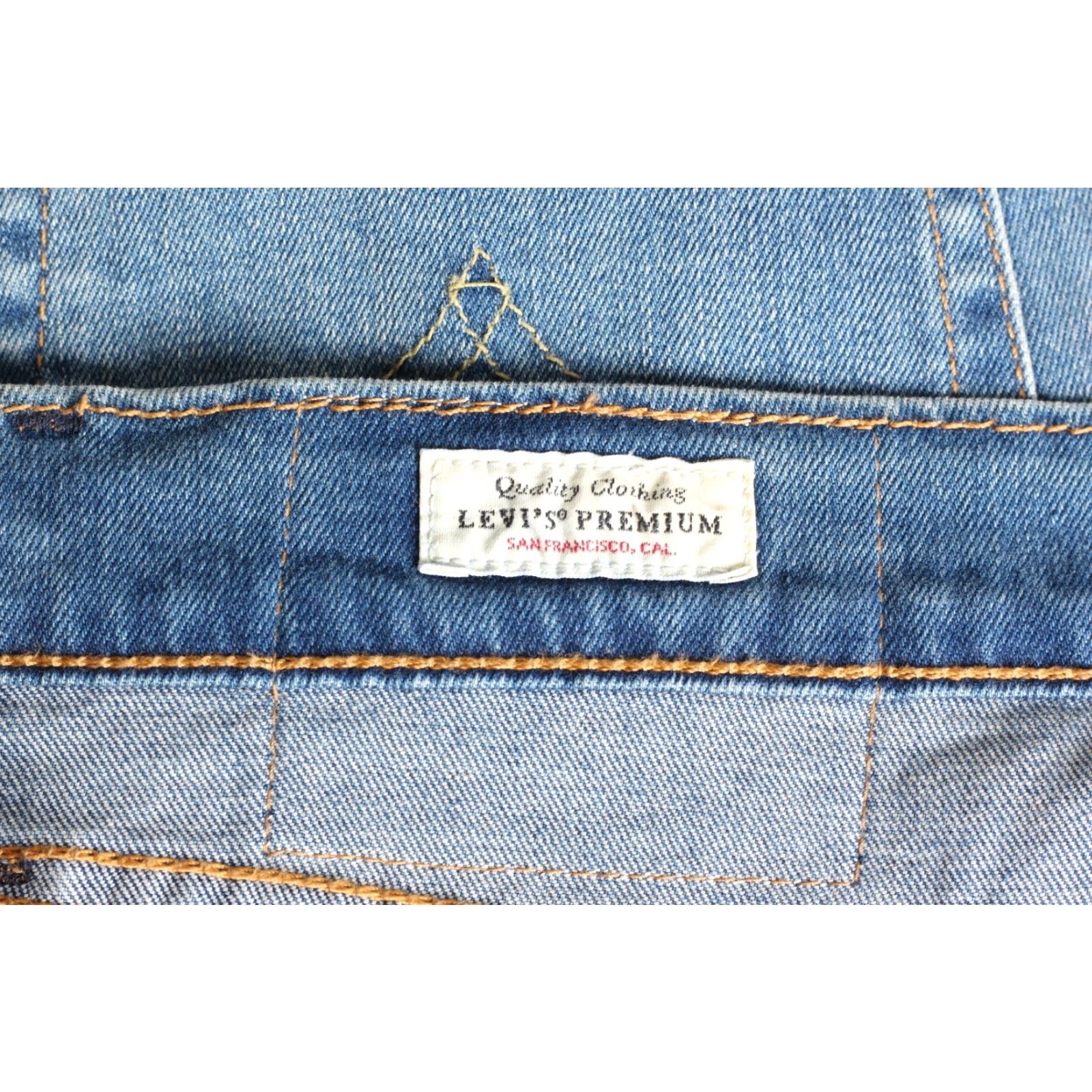 Levi's LEVI’S 511 PREMIUM Slim Fit Jeans Men 31x30 Blue Denim Stretch 5-Pocket DZ7207 W31 L30 Size US 31 - 7 Thumbnail