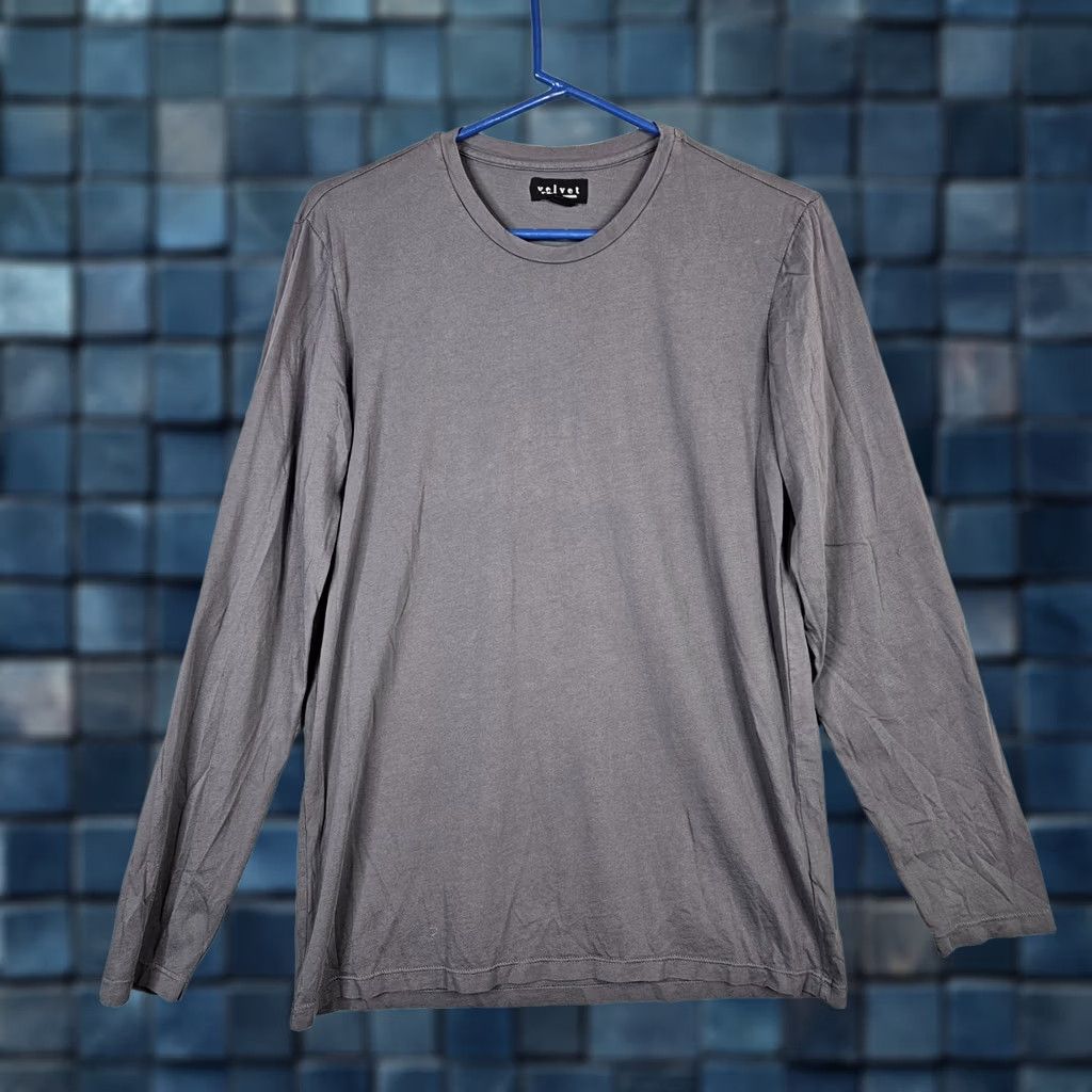 Velvet Velvet by Graham & Spencer Men’s Dark Gray Long Sleeve Tee S Crew Neck Cotton Jersey Logo Regular Fit Vintage: No Size US S / EU 44-46 / 1 - 1 Thumbnail