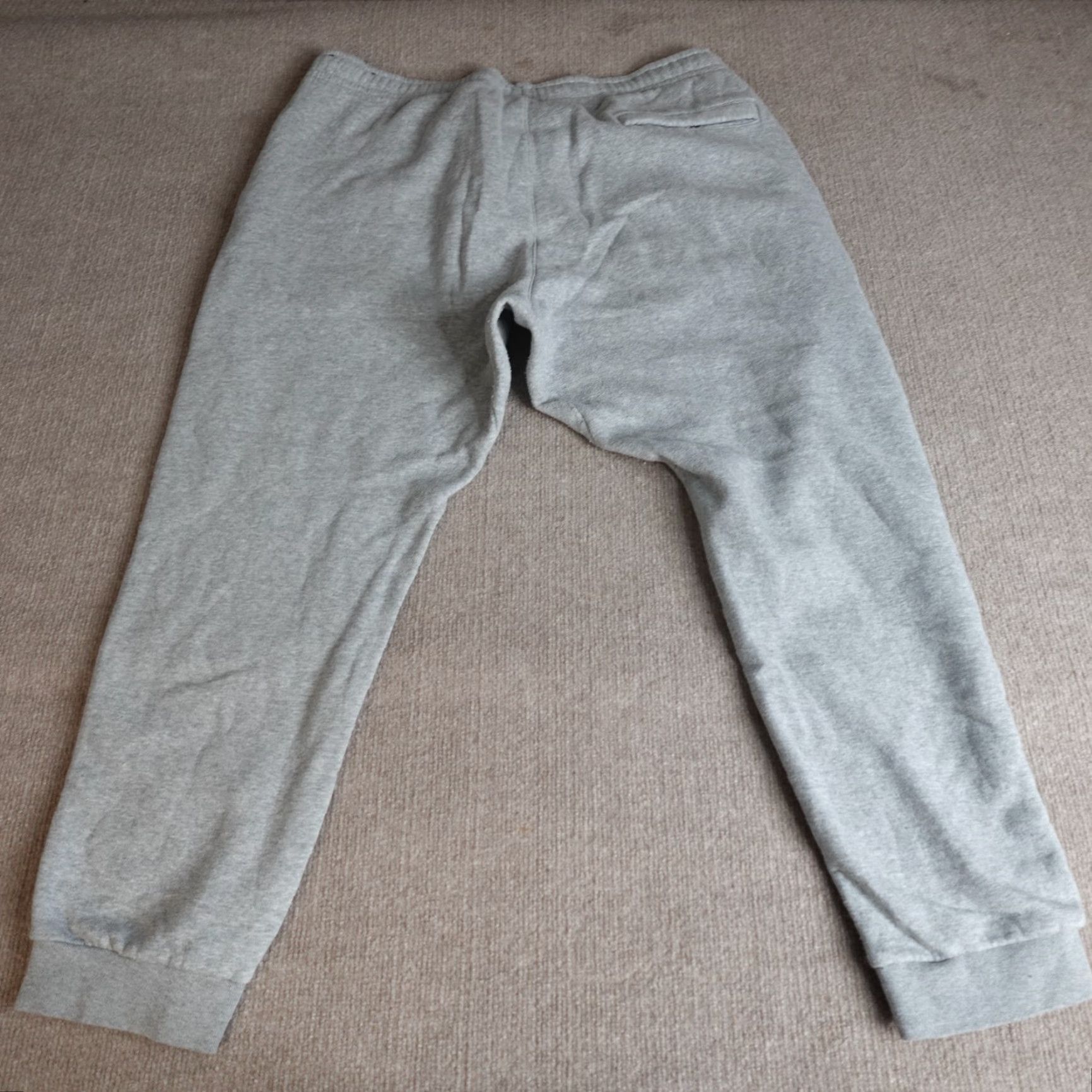 Nike Nike Mens Pants 2XL Gray Solid Pull Drawstring Jogger Fleece Club Pants 804408-063 Size US 39 - 4 Thumbnail