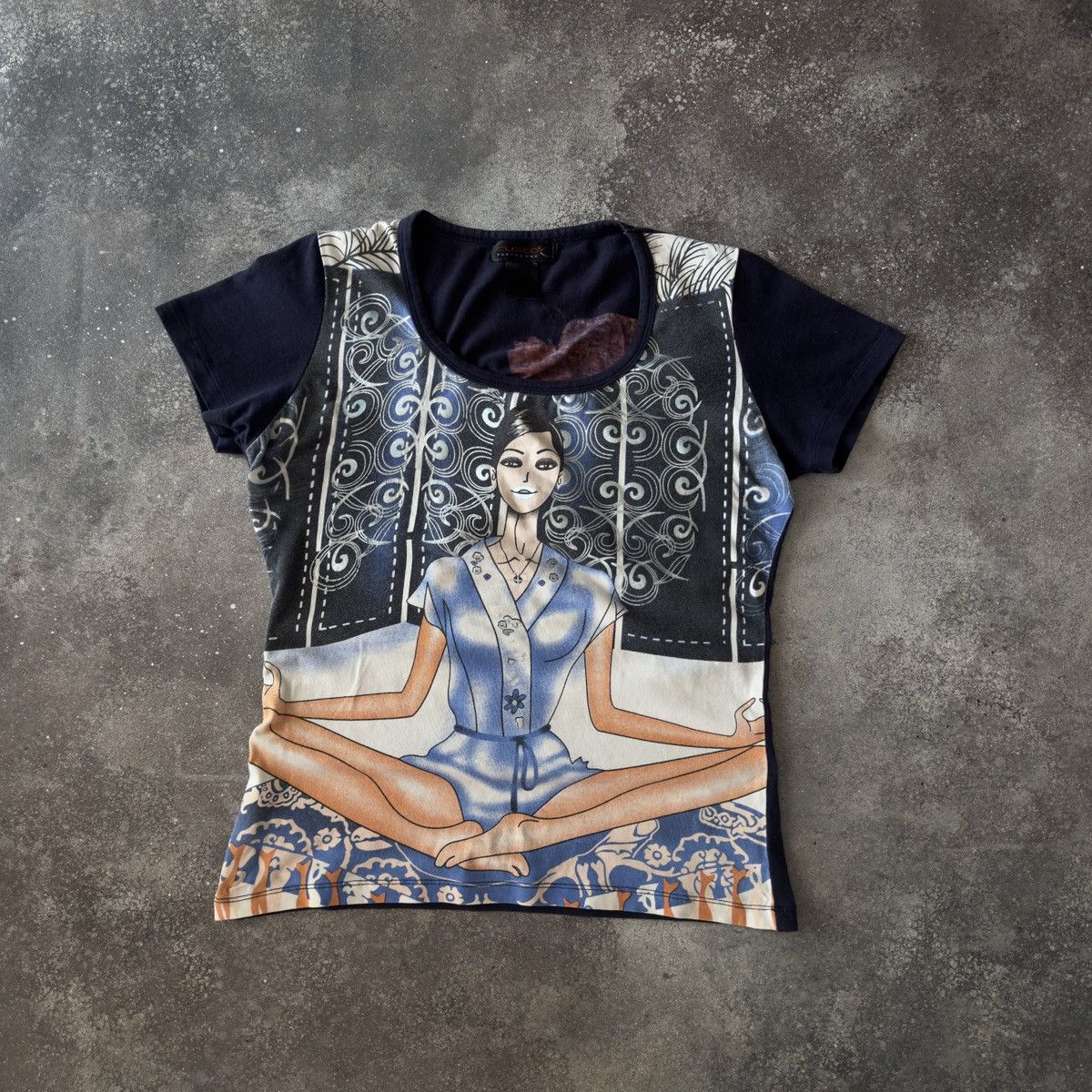 Custo Barcelona Custo Barcelona Y2K Vintage Yoga Girl Boho T-Shirt Size US M / EU 48-50 / 2 - 1 Thumbnail
