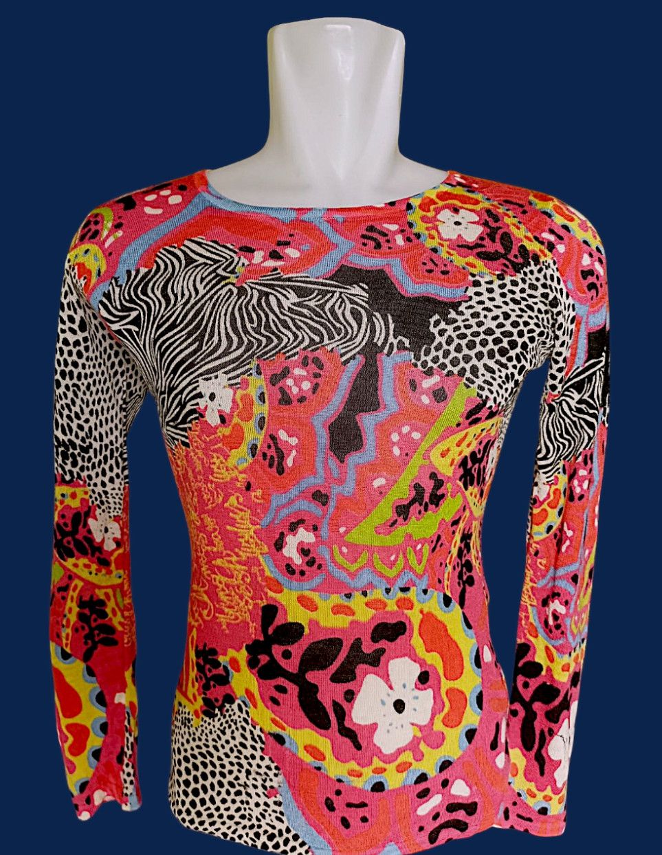 Japanese Brand UNKNOWN BRANDS Full print Long Sleeve T Shirt Y2K Style Size US M / EU 48-50 / 2 - 23 Thumbnail