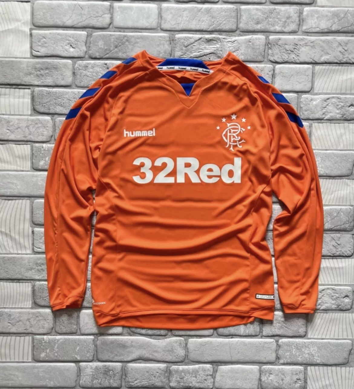 Hummel RANGERS 2018/19 OFFICIAL THIRD LONG SLEEVED FOOTBALL Size US M / EU 48-50 / 2 - 1 Thumbnail