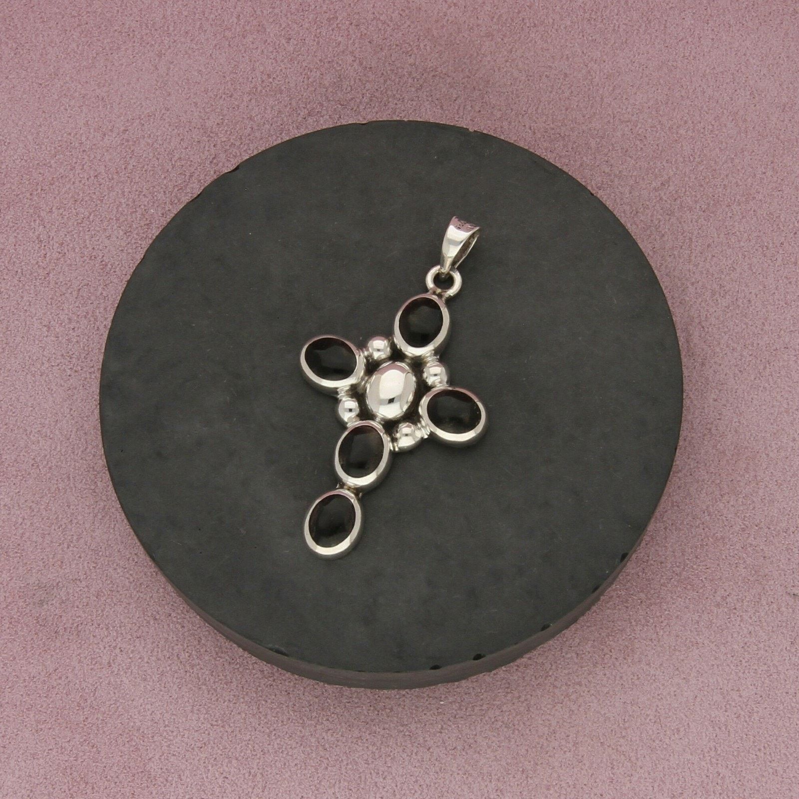 Sterling Silver taxco mexico sterling silver vintage onyx cross pendant Size ONE SIZE - 1 Thumbnail