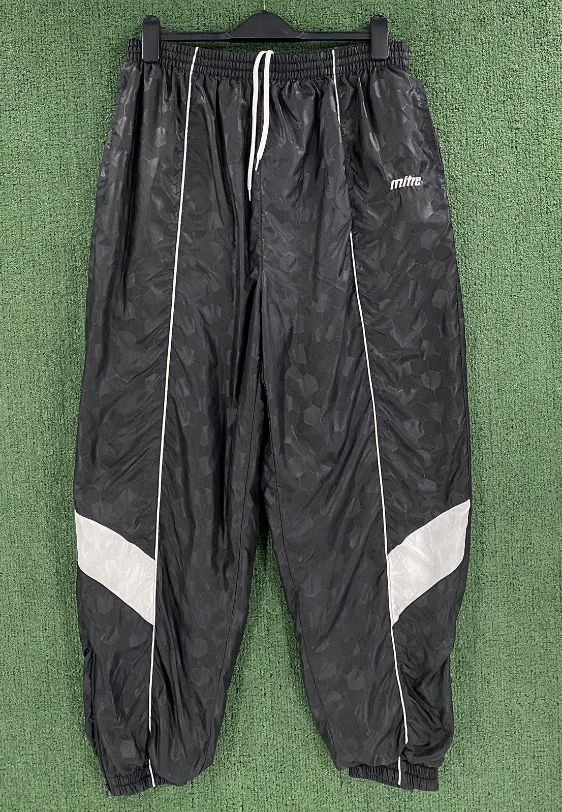 Vintage VTG 90’s Mitre Soccer Ball Lined Windbreaker Pants XL Size US 42 / EU 58 - 1 Thumbnail