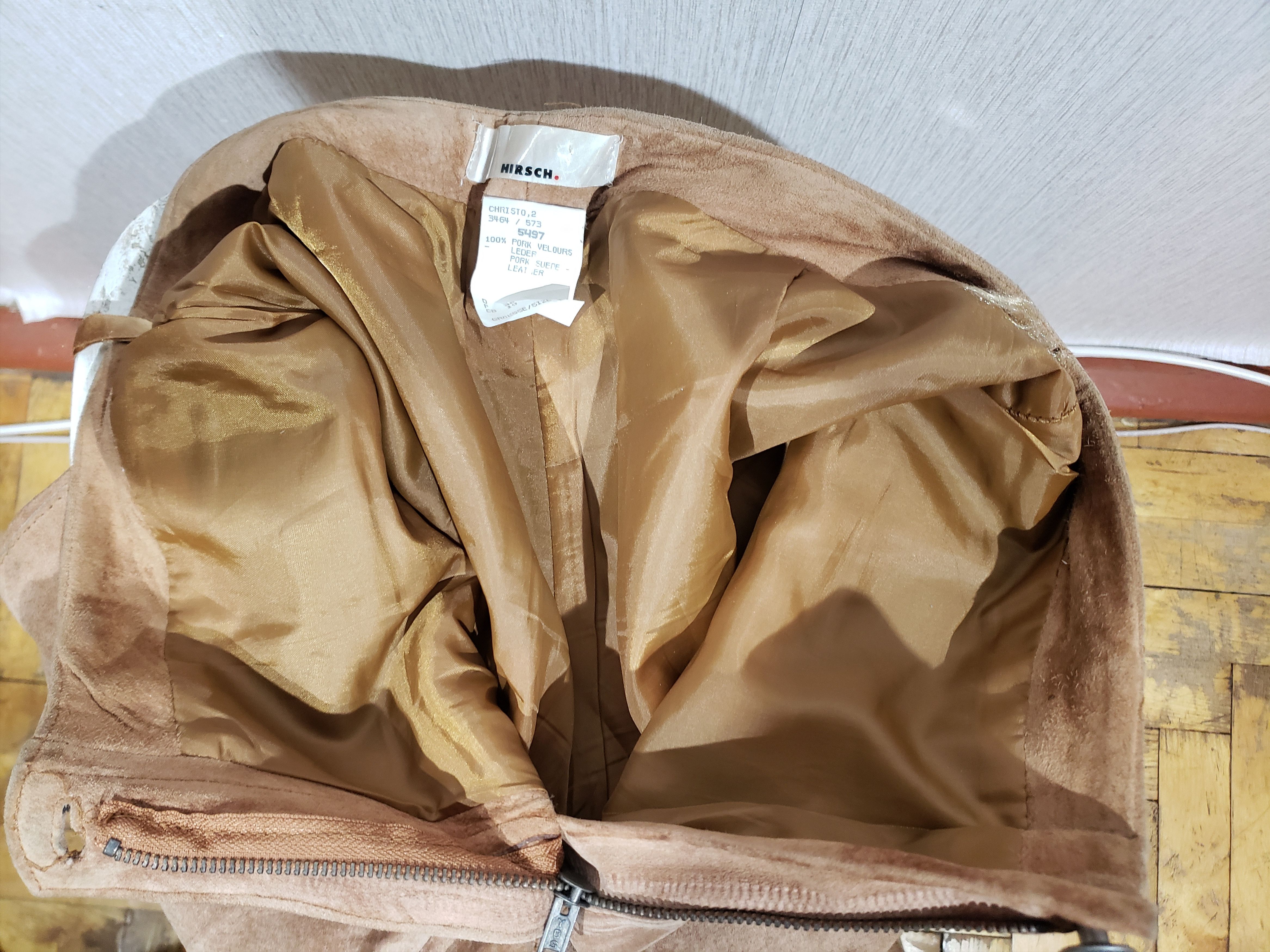 Genuine Leather Women's pants made of genuine leather. Size 30" / US 8 / IT 44 - 9 Thumbnail