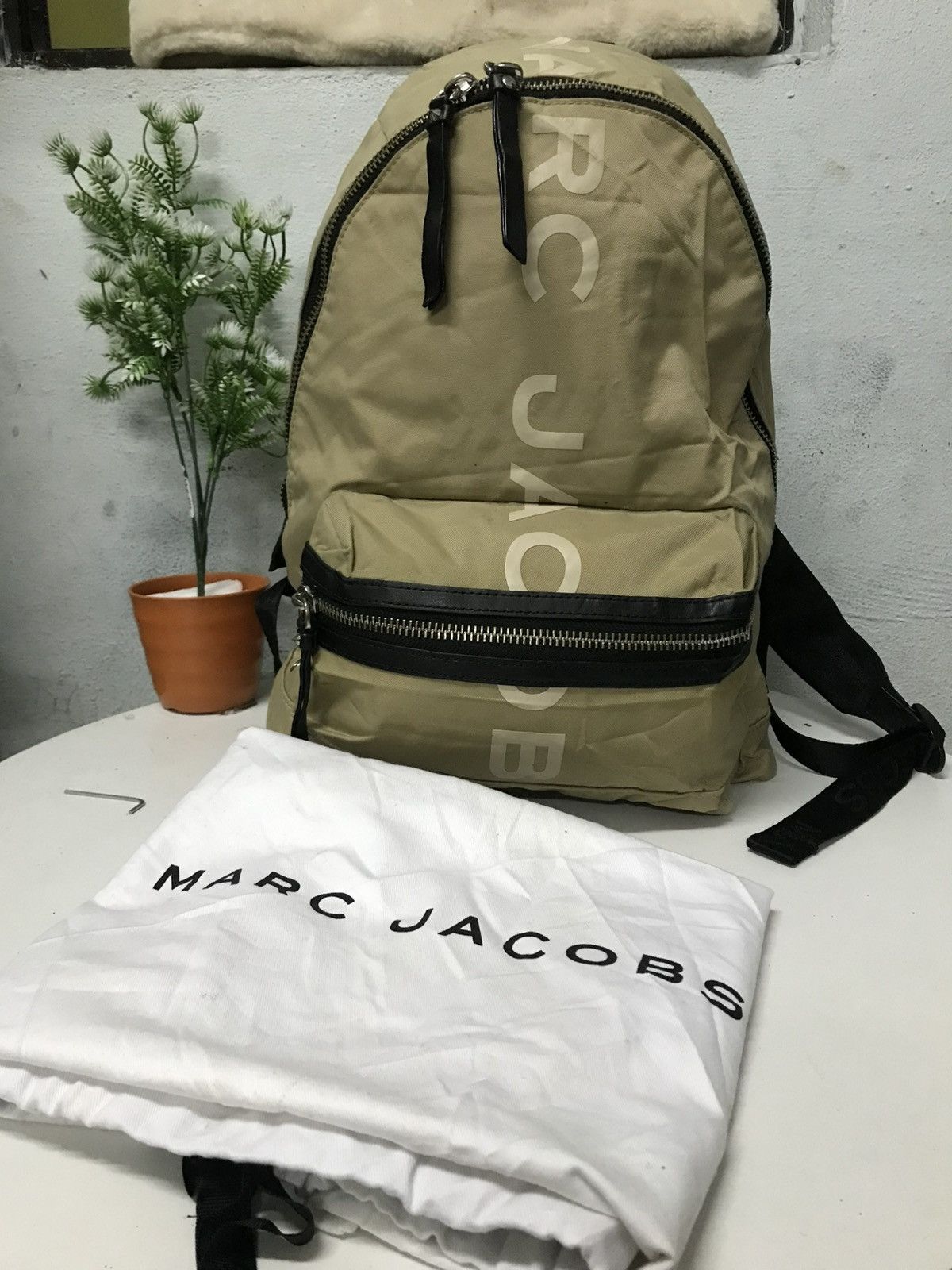 Marc Jacobs Authentic Marc Jacobs Backpack Size ONE SIZE - 1 Thumbnail
