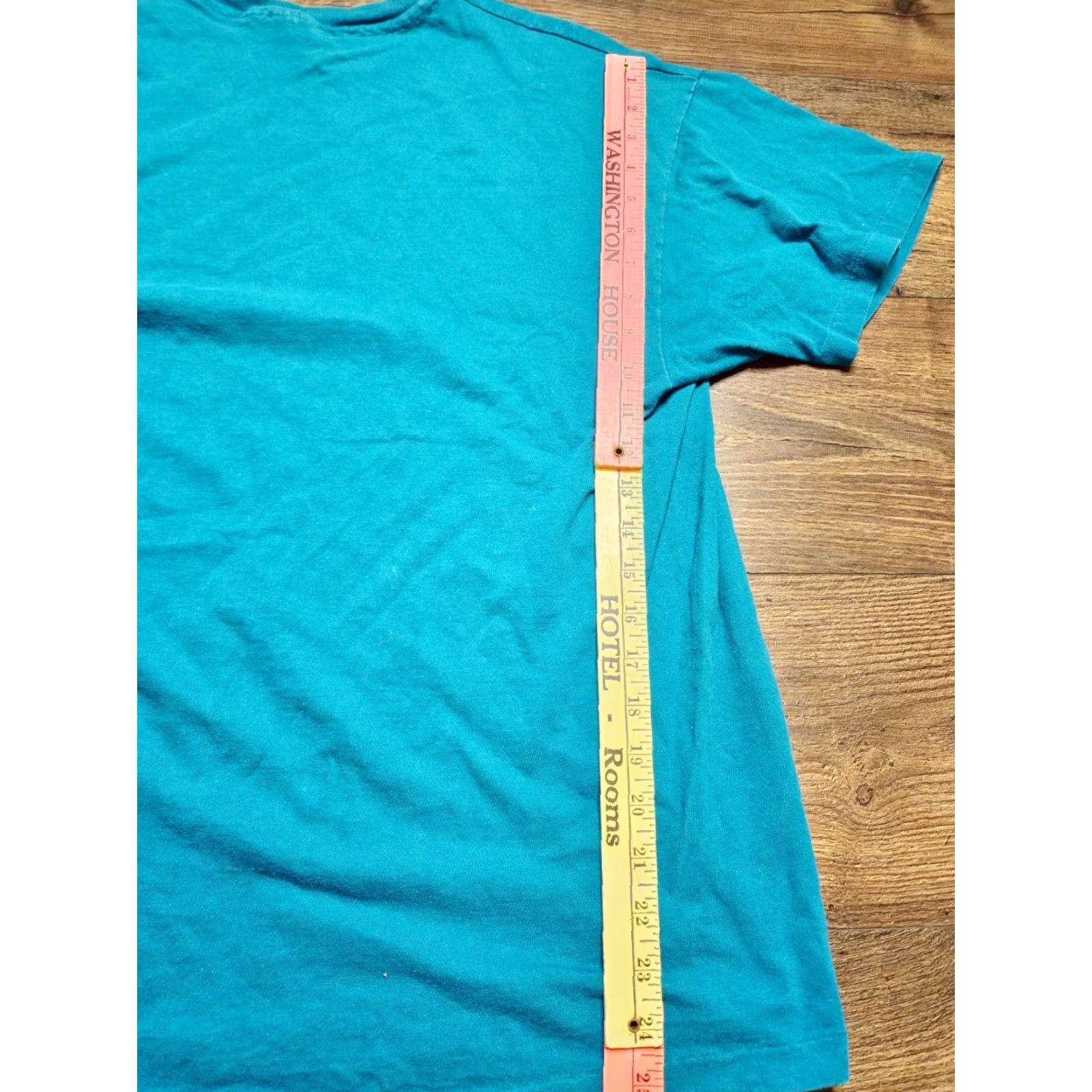 Hanes VINTAGE Hanes Heavyweight 50/50 T-Shirt Mens XL Blue Teal Short Sleeve Round Neck Cotton Blend Knit 50/50 Blank USA Regular Rock/Pattern? Size US XL / EU 56 / 4 - 2 Thumbnail