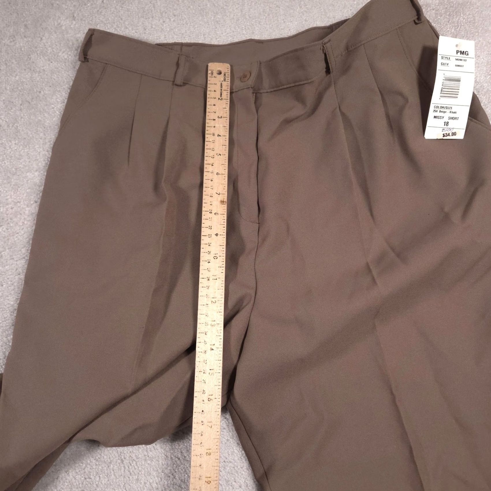 Vintage Studio Works Pants Womens 18 Beige Pleated Tapered Elastic Waist Dress Slacks Size 40" / US 18 - 7 Thumbnail
