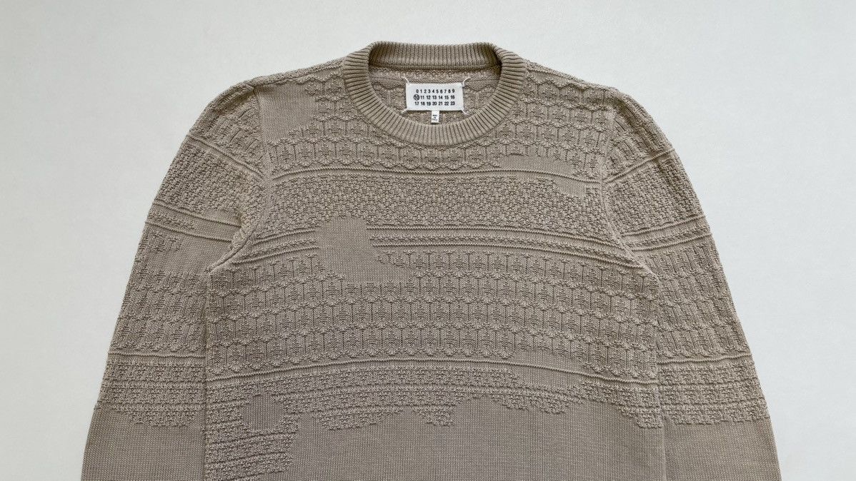 Maison Margiela ‘Destroyed Fair Isle’ Weave Beige Sweater Size US M / EU 48-50 / 2 - 4 Thumbnail