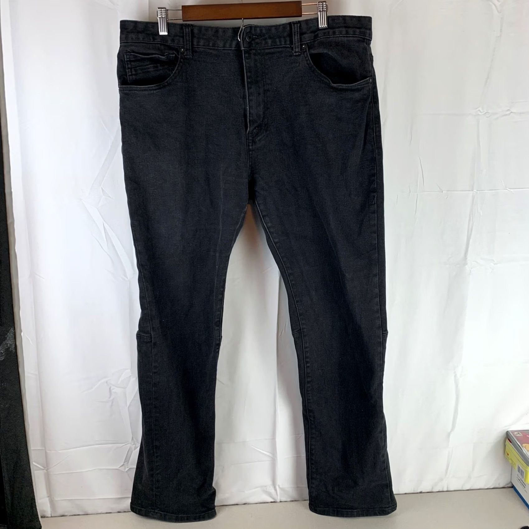 Vintage Smoke Rise Jeans Men 40x34 Black Straight Leg Stretch Knee Seams - Urban Streetwear Size US 40 / EU 56 - 2 Thumbnail