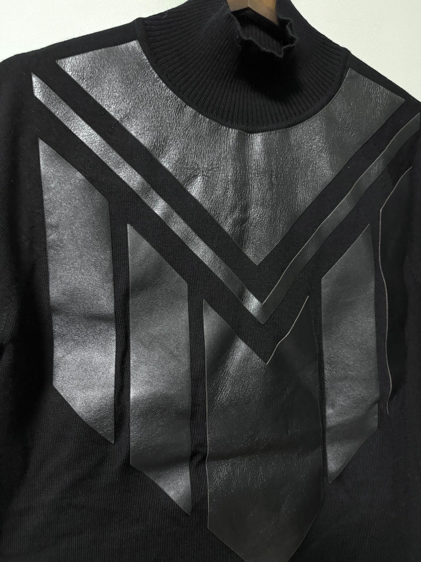 Dirk Bikkembergs Dirk Bikkembergs Sheepskin Turtleneck Sweater Size US S / EU 44-46 / 1 - 1 Thumbnail