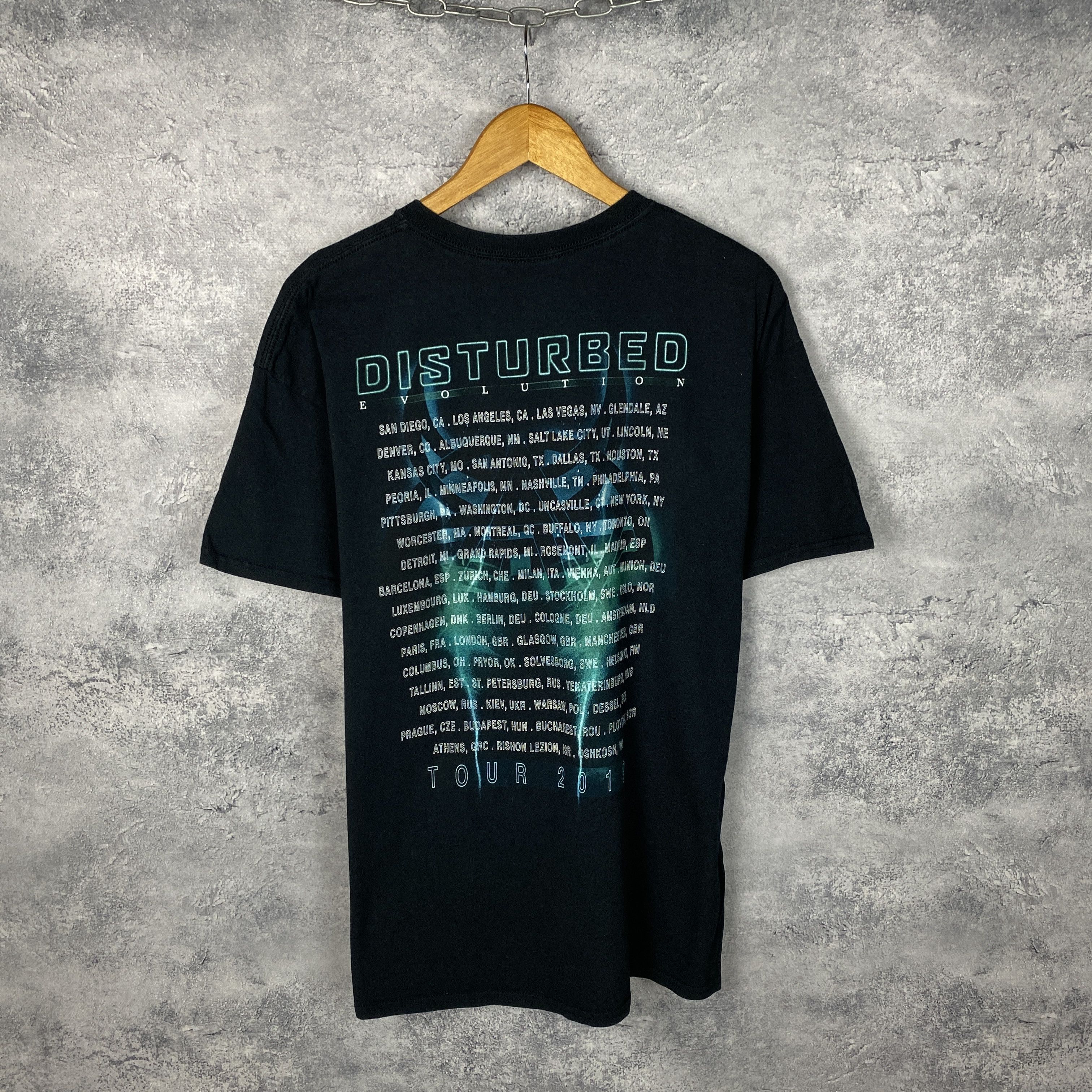Band Tees Disturbed Evolution Vintage Tee Men's Size XL Size US XL / EU 56 / 4 - 7 Thumbnail