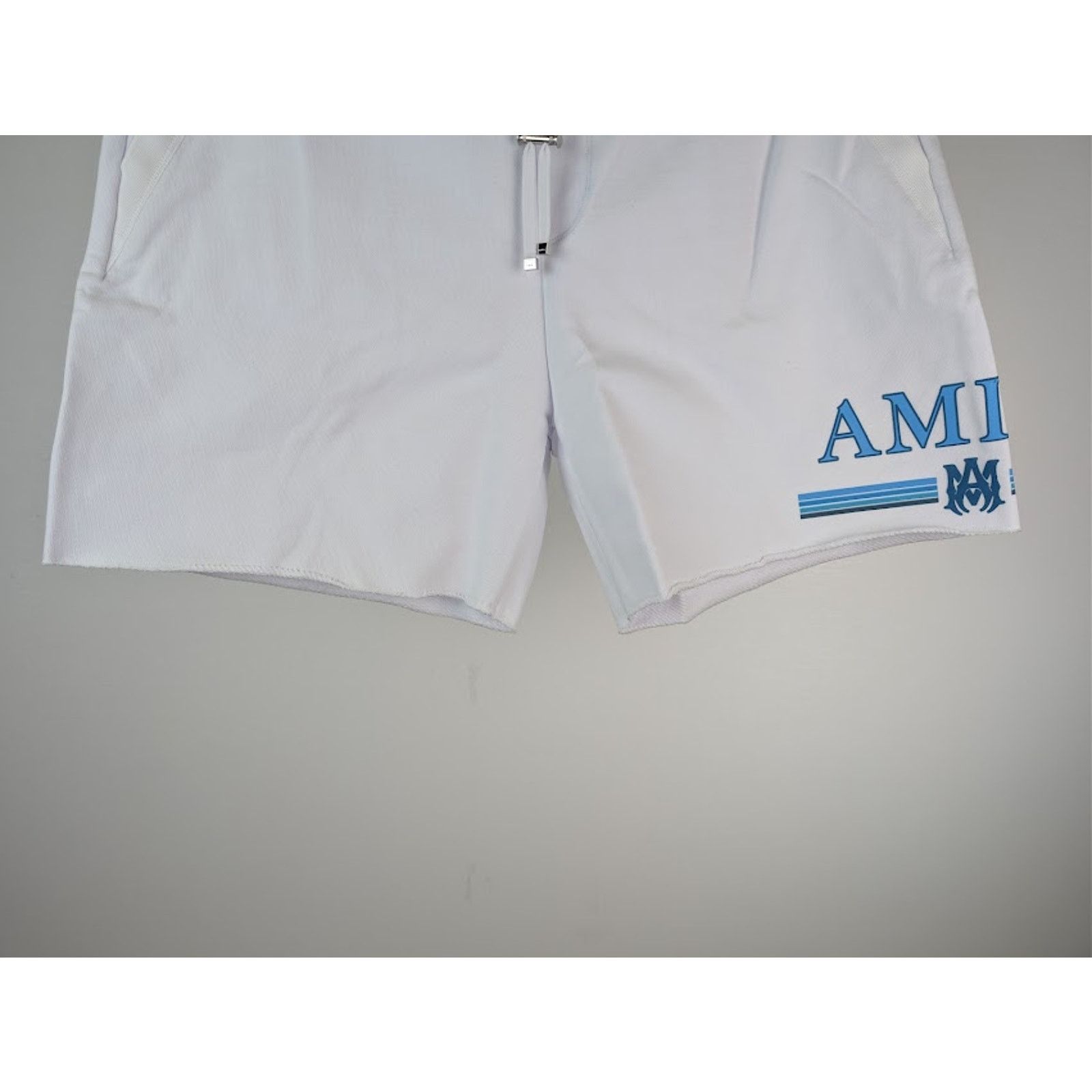 Amiri o1rshd1 MA Bar Watercolor Logo Short in White Size US 30 / EU 46 - 4 Thumbnail