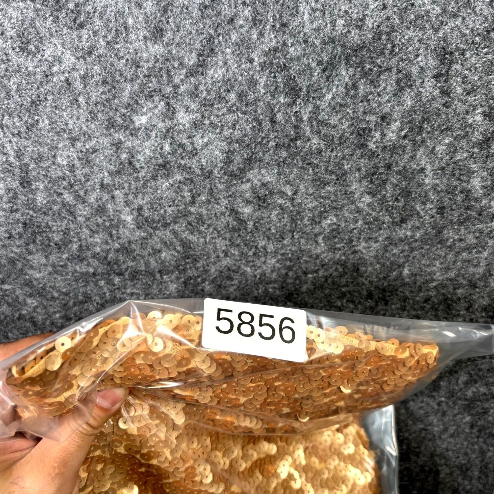 Vintage Pretty Guide Women's L Gold Sequin Sheath Dress Party Cocktail Wedding V-Neck Sleeveless Regular Size Size L / US 10 / IT 46 - 6 Thumbnail