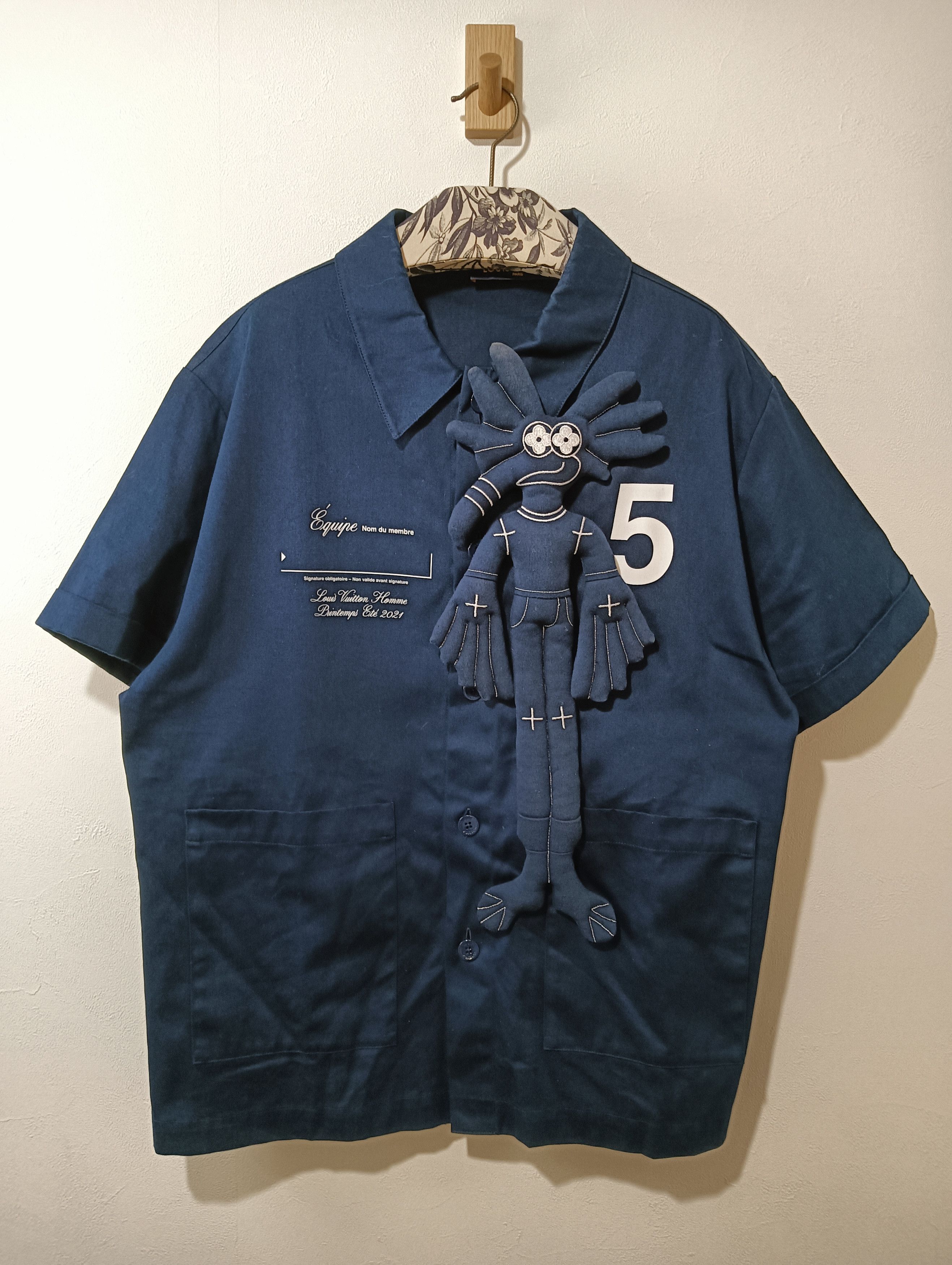 Louis Vuitton Japan Exclusive Puppet Shirt Size US M / EU 48-50 / 2 - 1 Thumbnail