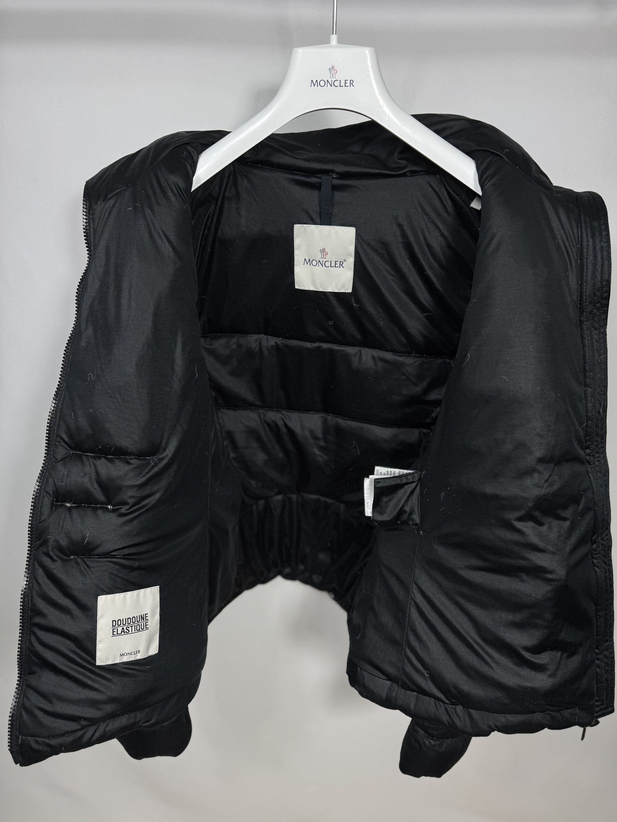 Moncler Moncler Sussie Jacket Size M / US 6-8 / IT 42-44 - 5 Thumbnail